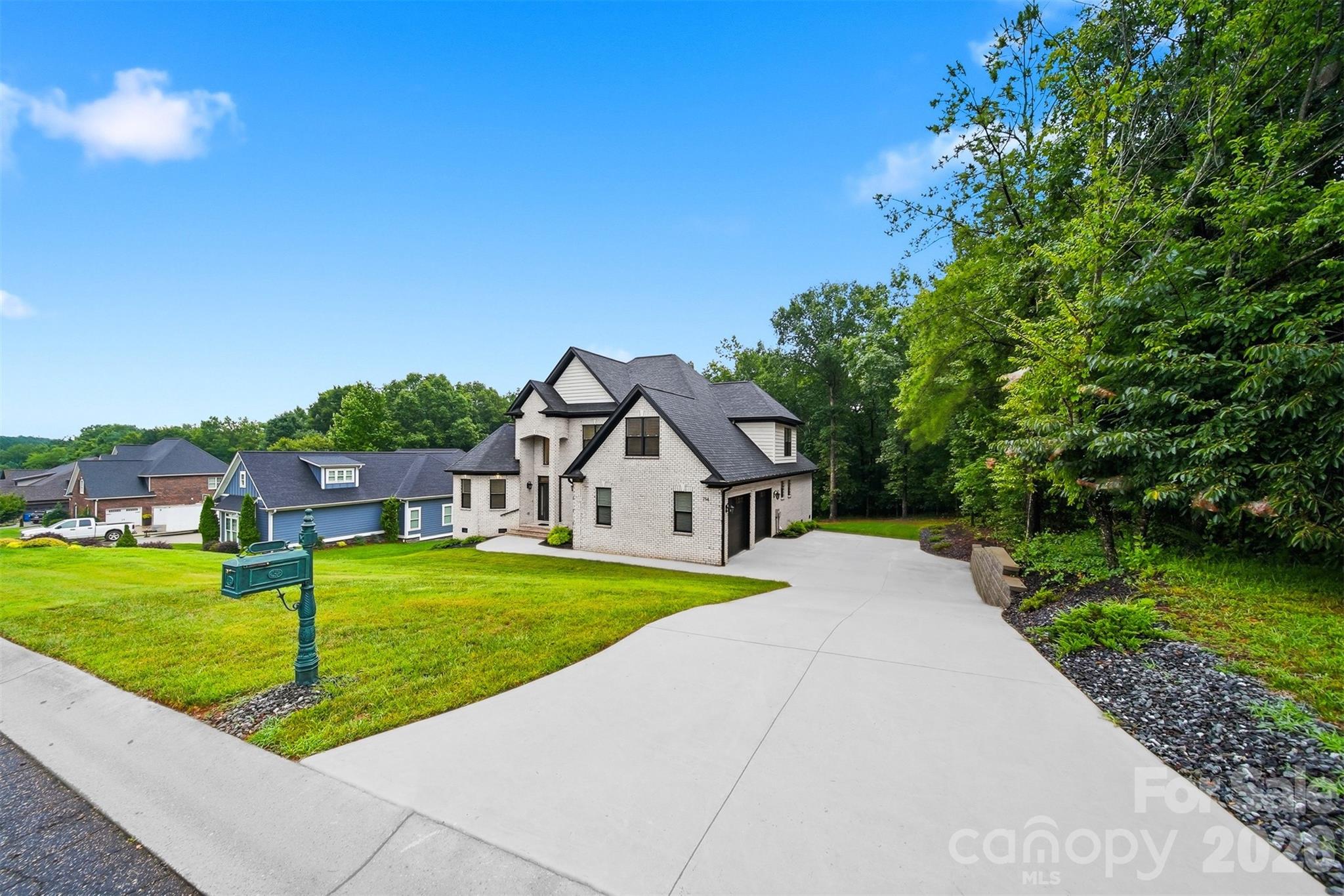 754 River Bend Drive Property Photo 41