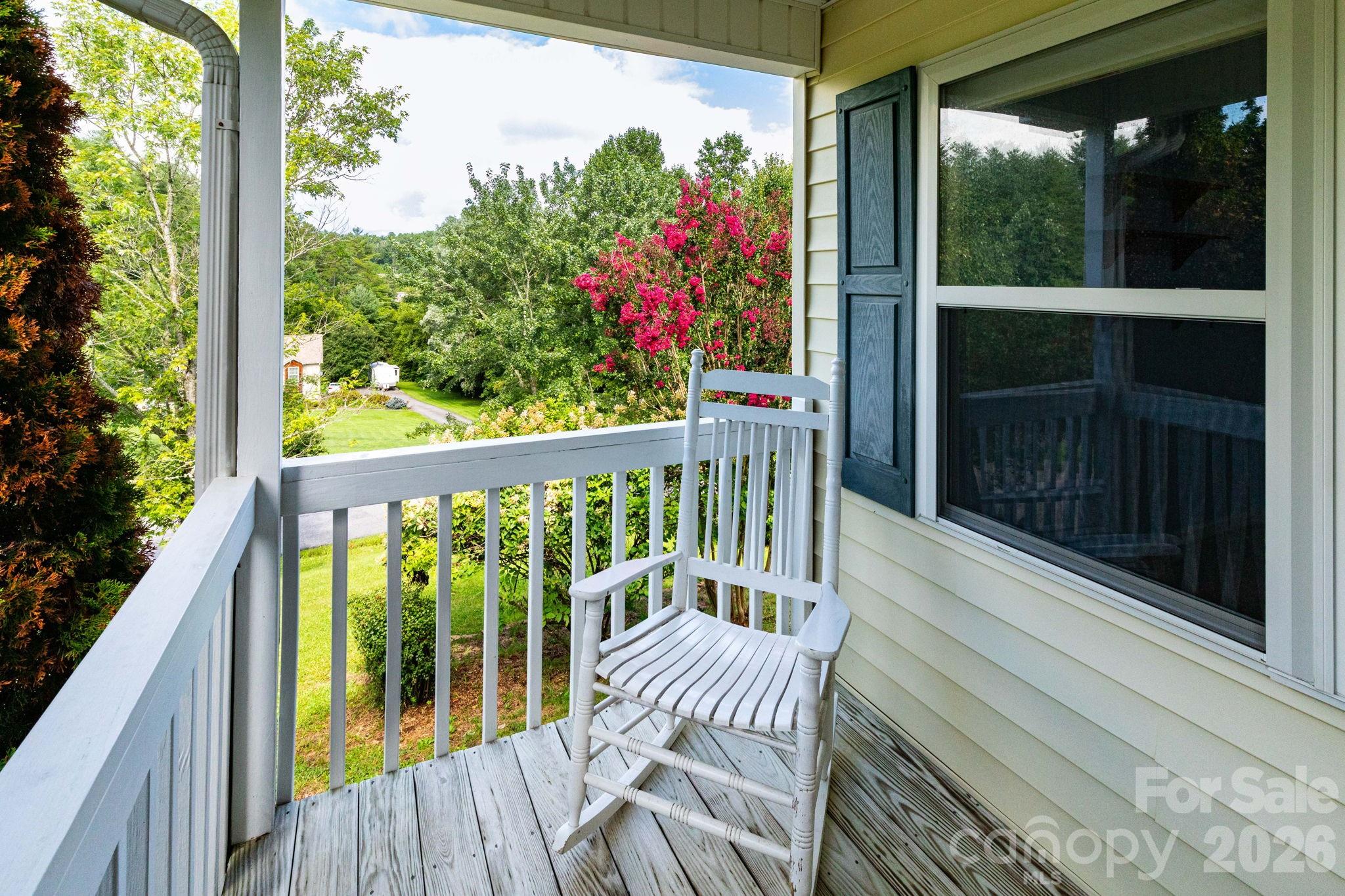 73 Ridge Brook Drive Property Photo 6