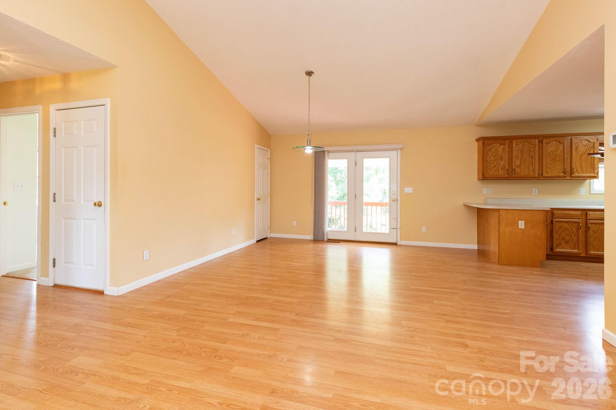 73 Ridge Brook Drive Property Photo 11
