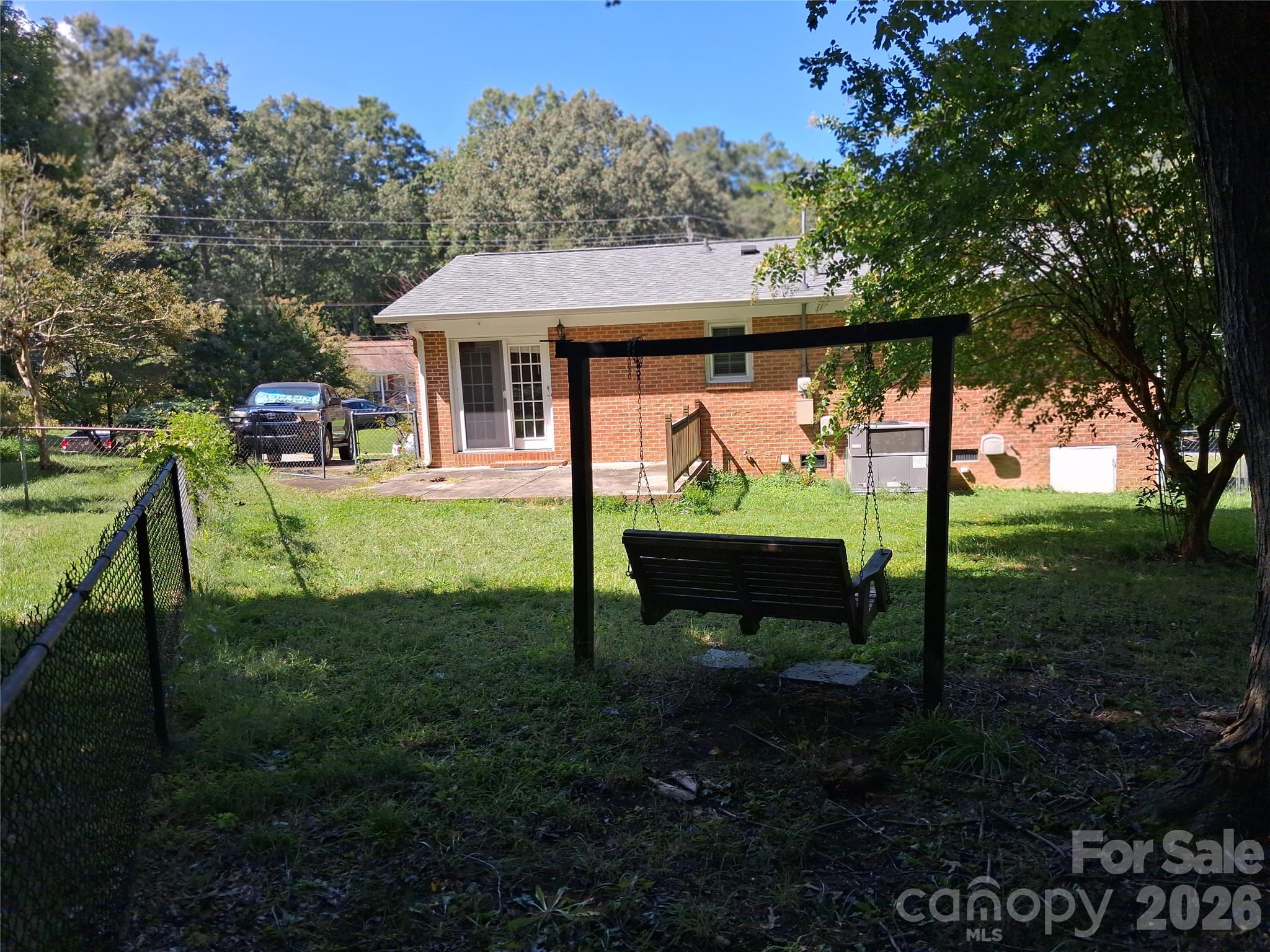 394 Efird Street Property Photo 4