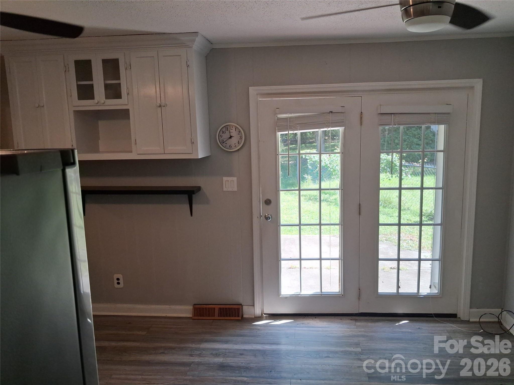 394 Efird Street Property Photo 14
