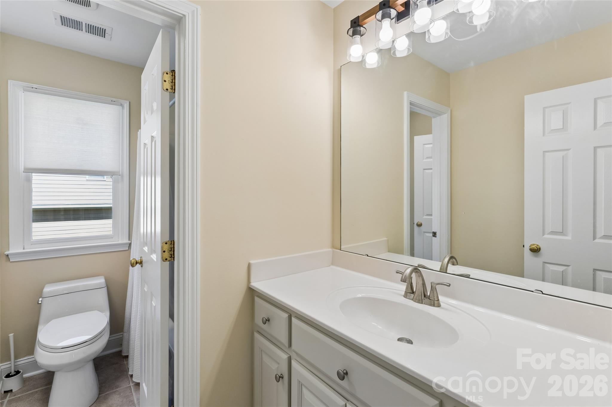 11338 Canoe Cove Lane Property Photo 14