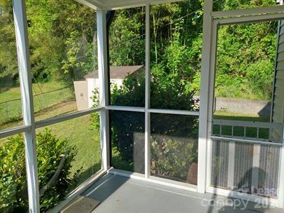 1513 Noel Place Property Photo 2