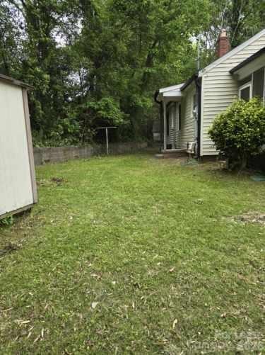 1513 Noel Place Property Photo 13