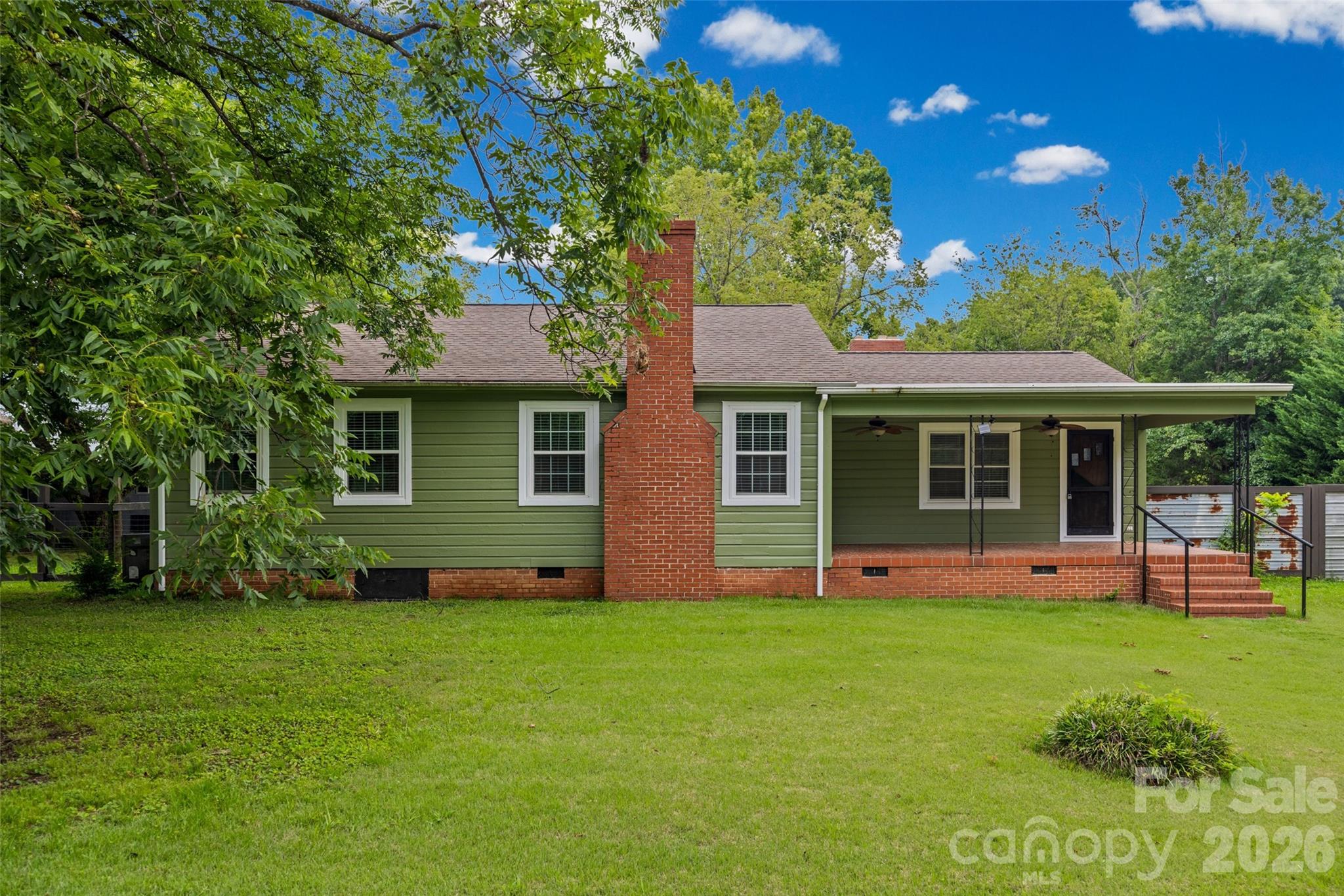 194 Old Limestone Road Property Photo 1