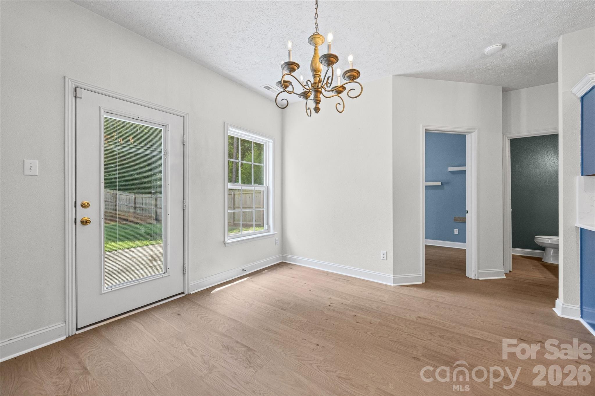 3990 Long Leaf Court Property Photo 14