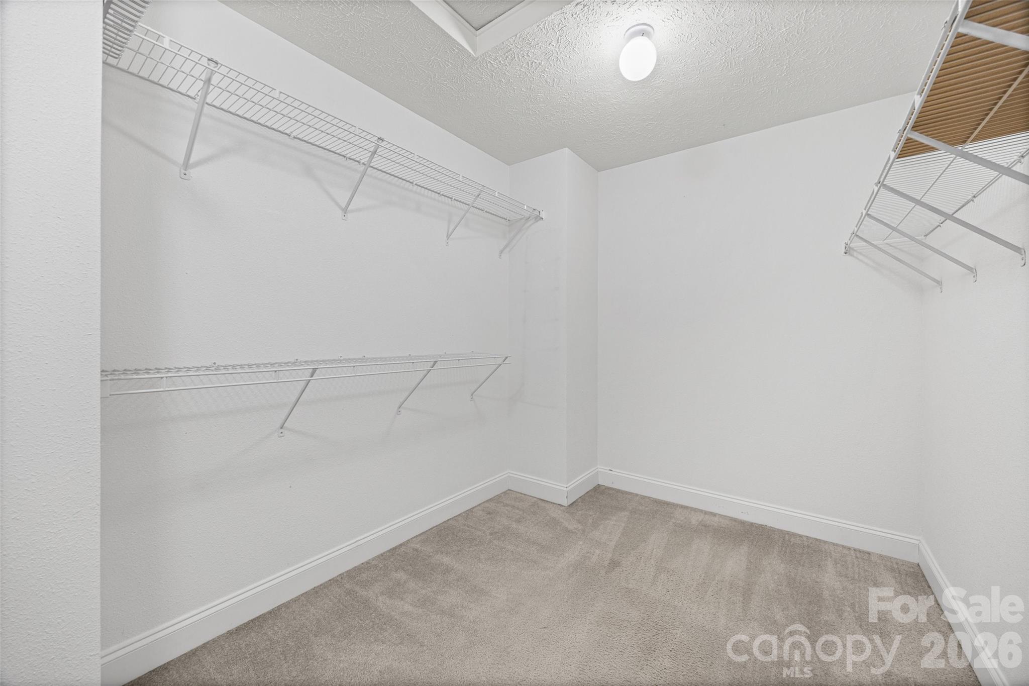 3990 Long Leaf Court Property Photo 22