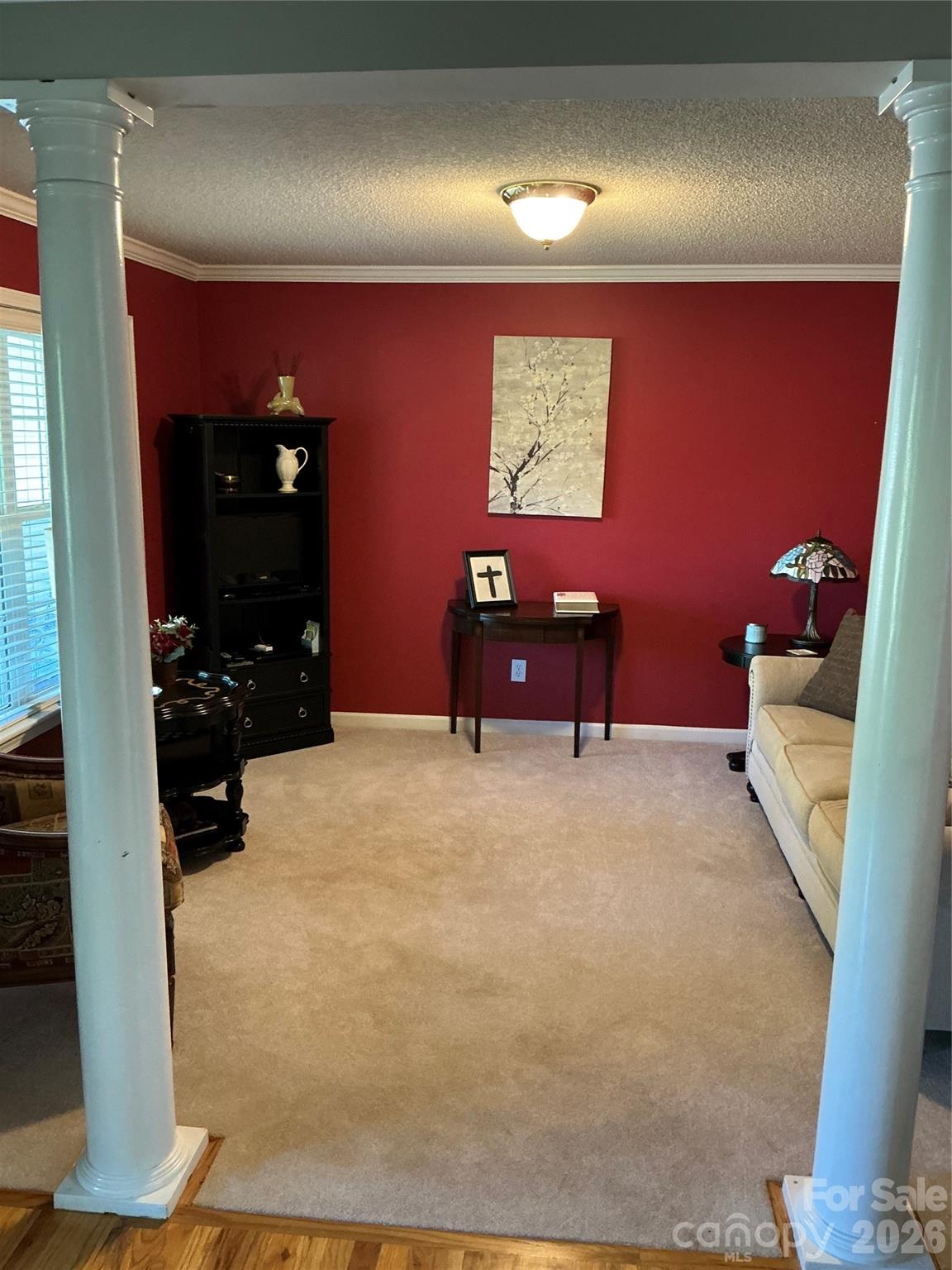 108 Clearwater Drive Property Photo 3