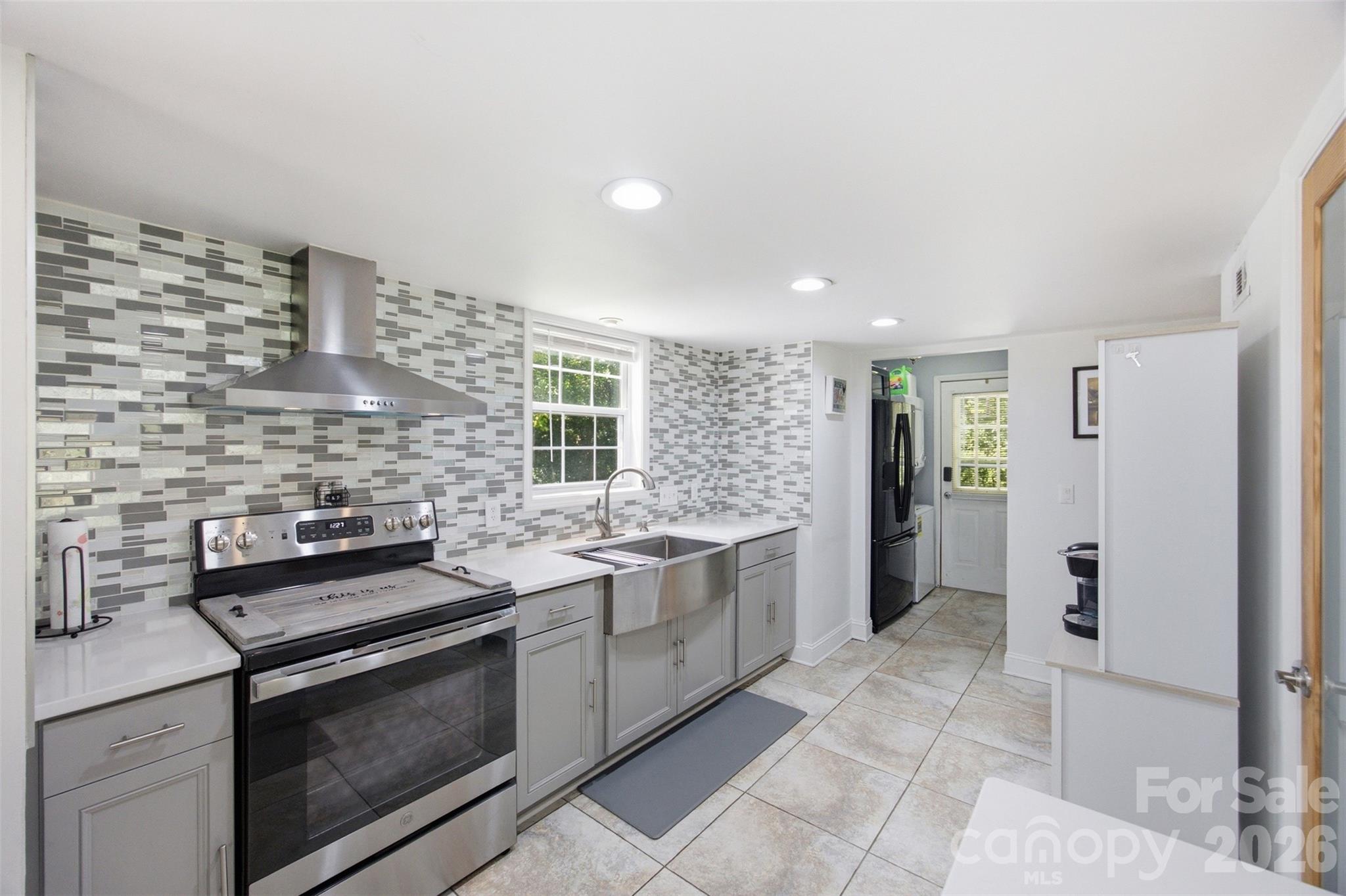 154 Reep Road Property Photo 10