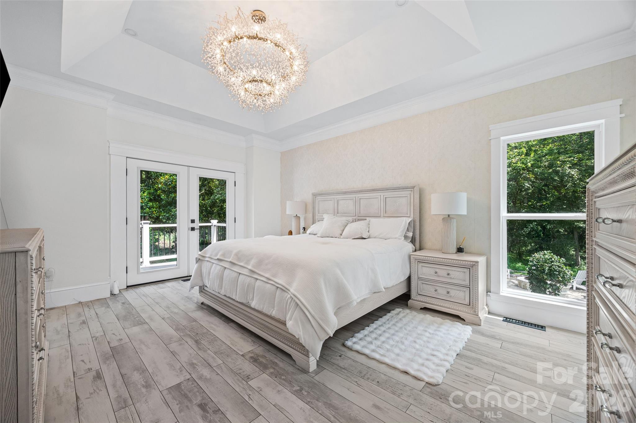 9827 Potter Road Property Photo 14