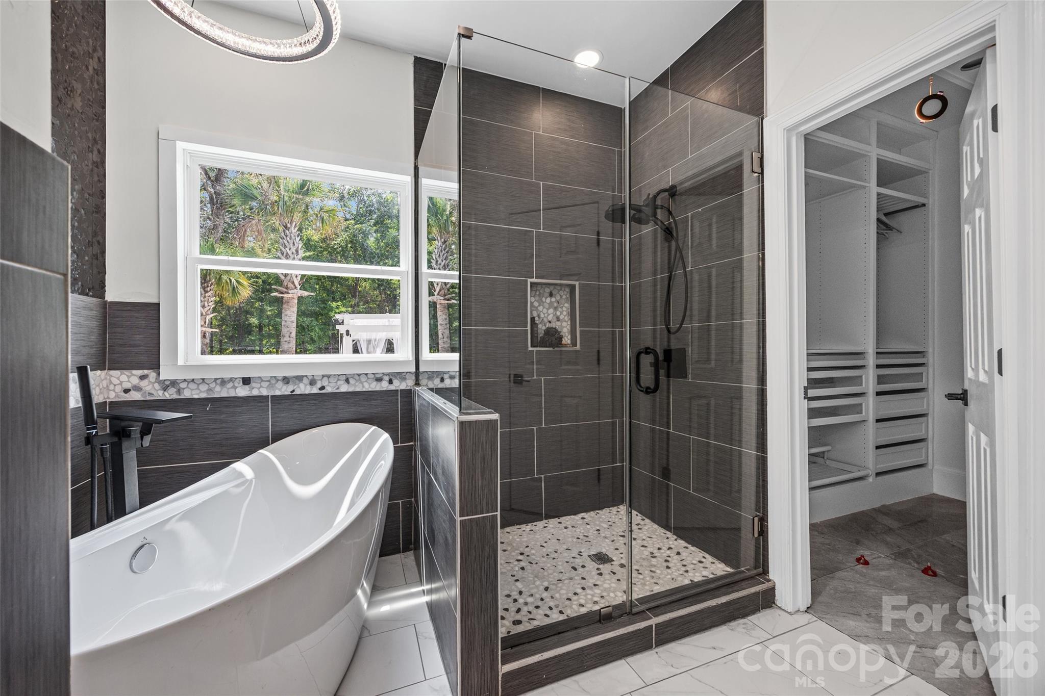 9827 Potter Road Property Photo 15