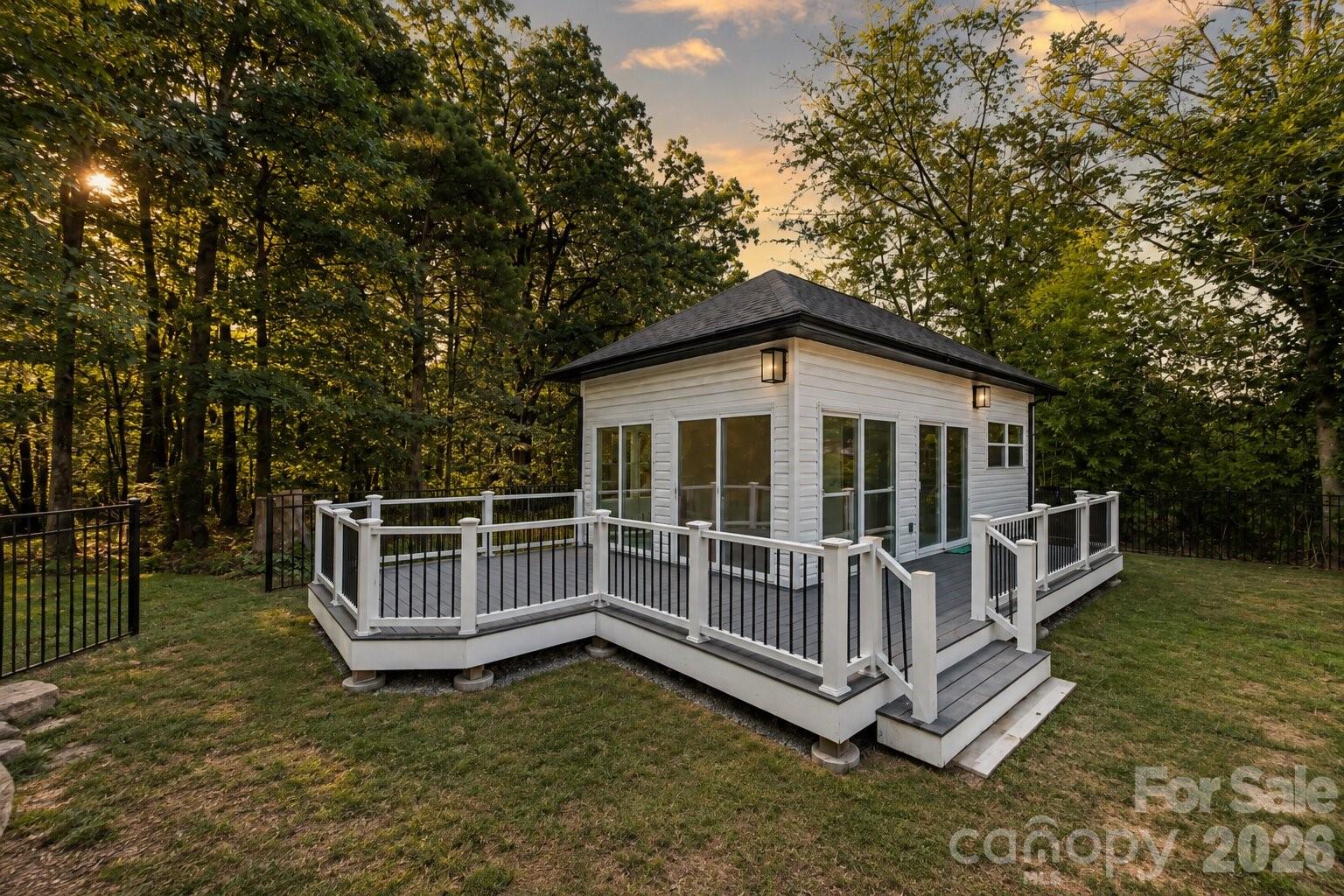 9827 Potter Road Property Photo 31