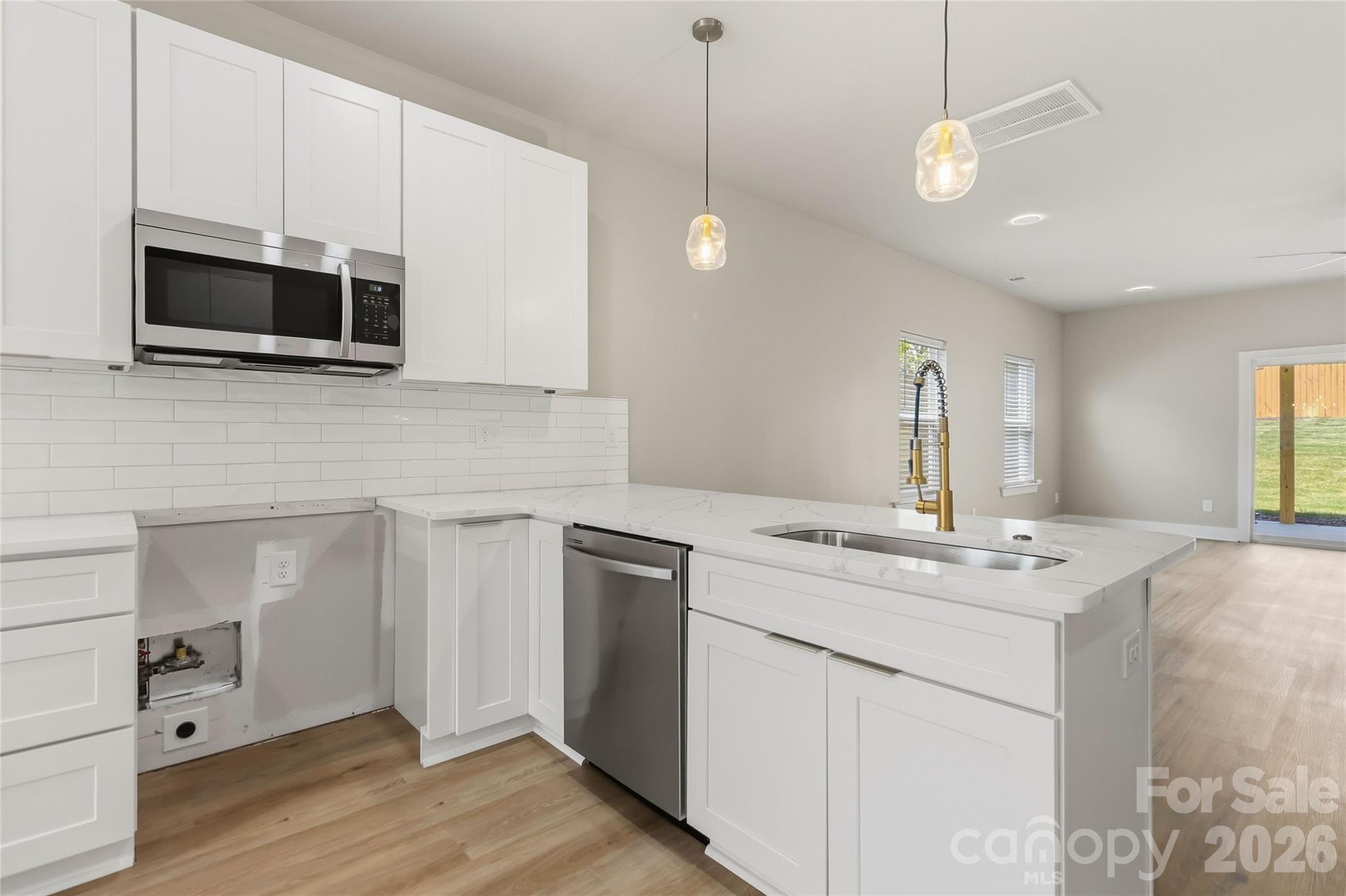 709 Pennsylvania Avenue Property Photo 5