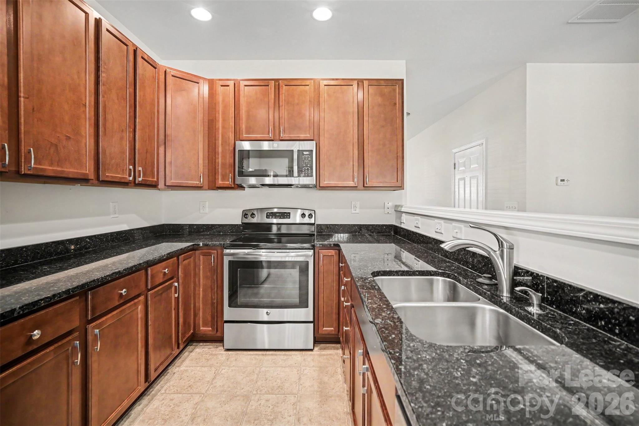 13809 Singleleaf Lane Property Photo 5