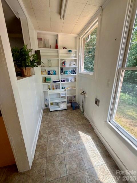 584 Groves Road Property Photo 14