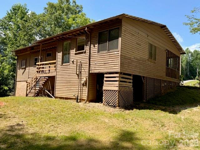 584 Groves Road Property Photo 17