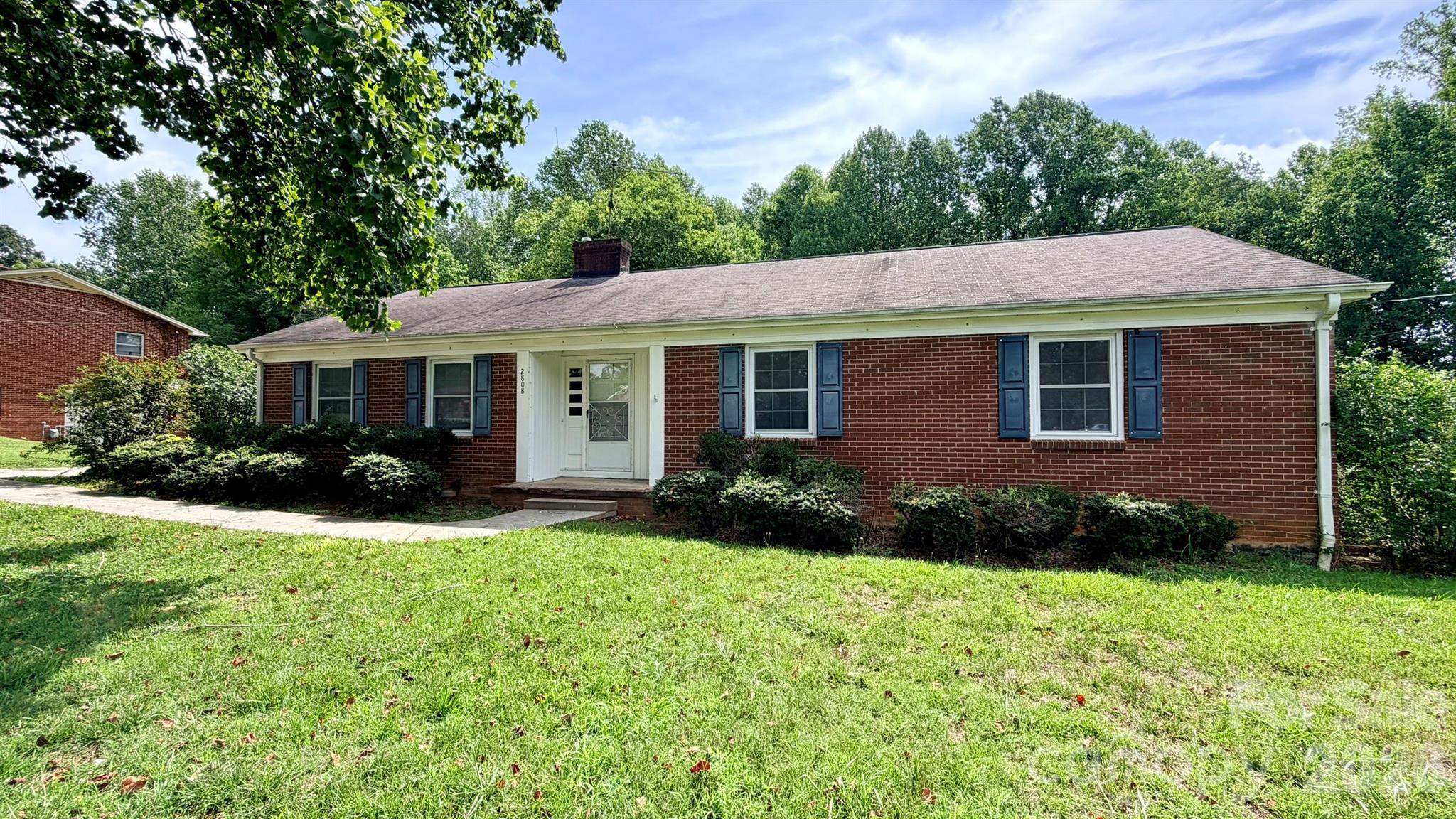 2808 28th Street Property Photo 3