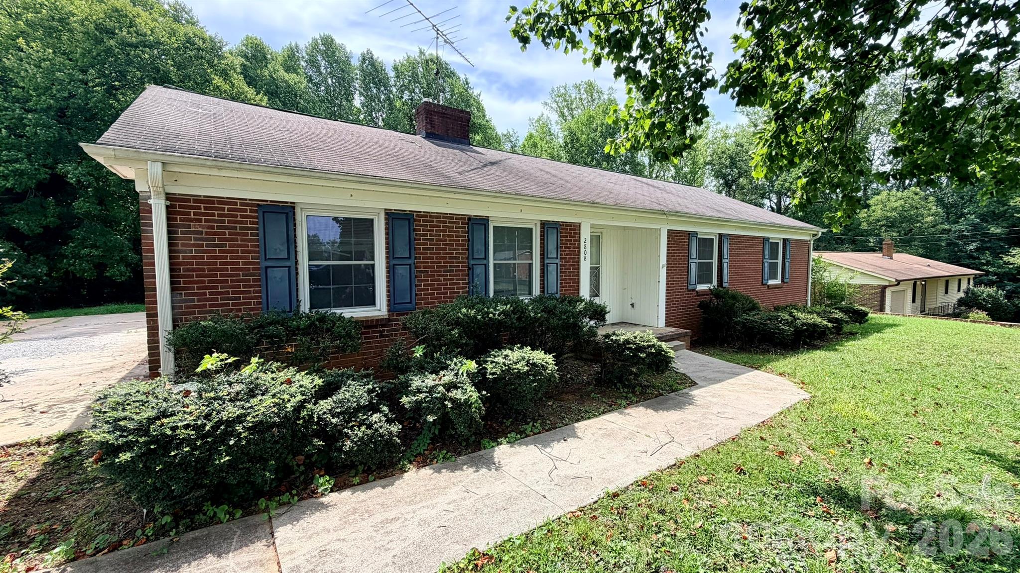 2808 28th Street Property Photo 5