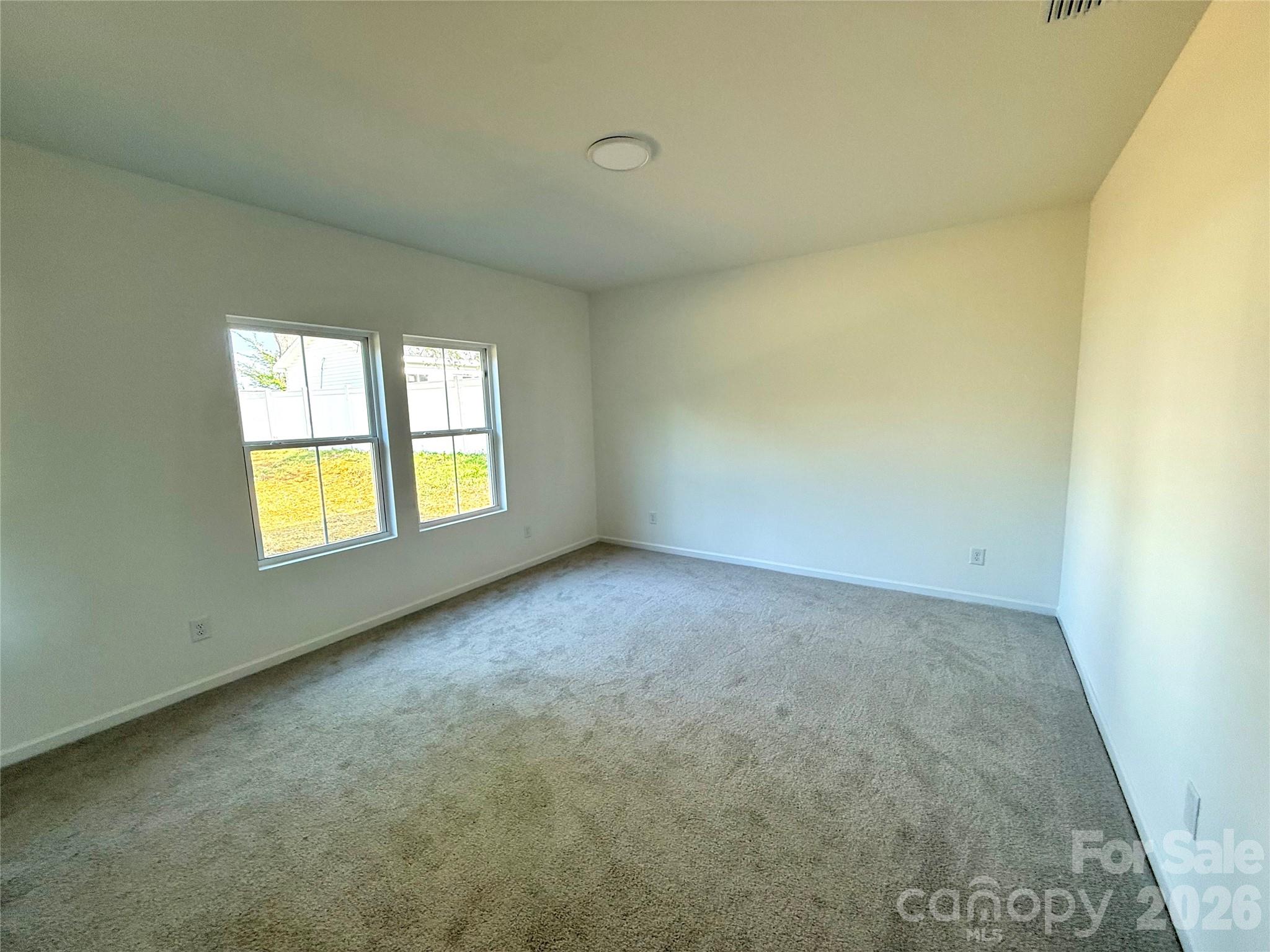 307 W 13th Street Property Photo 10