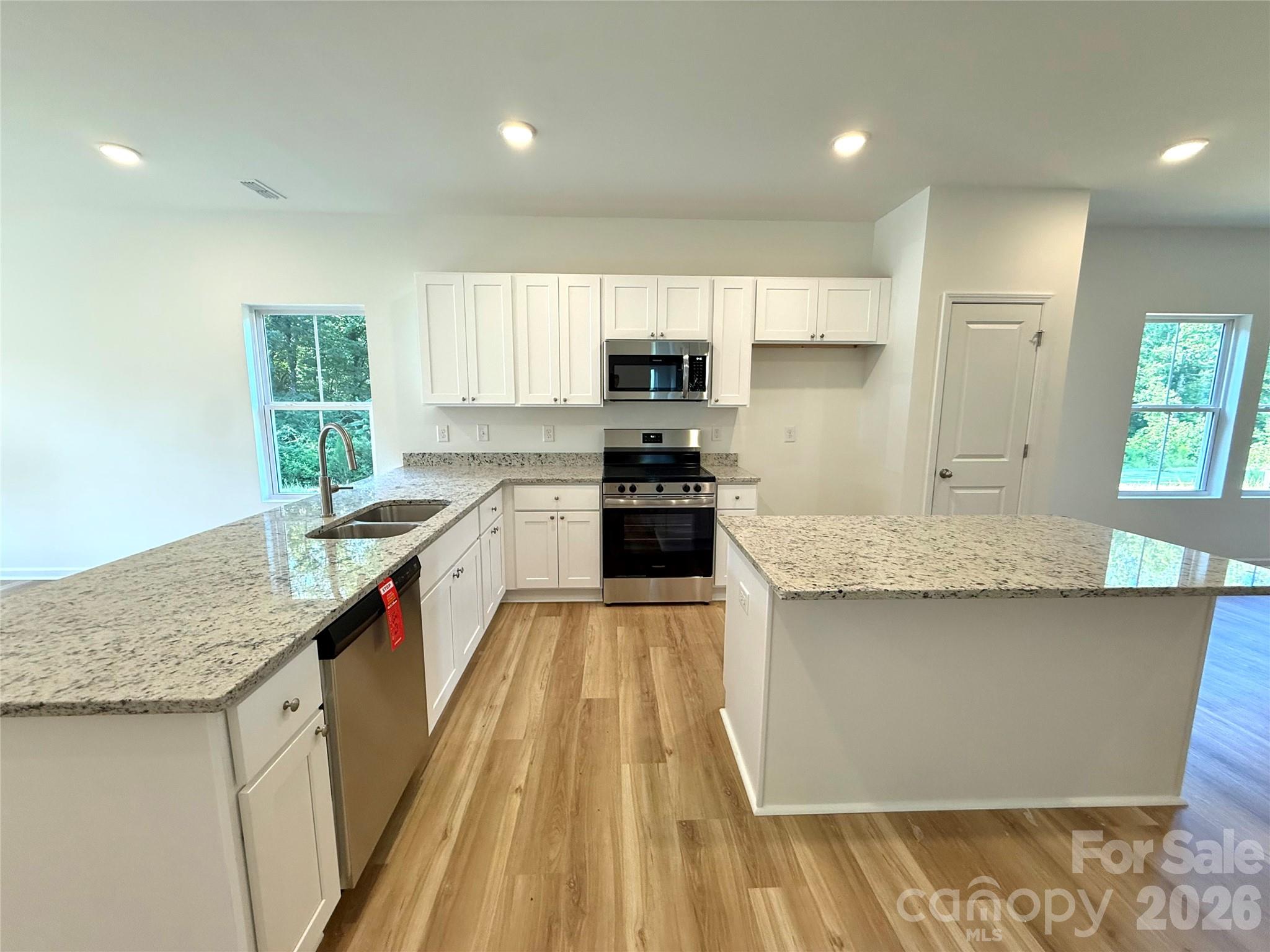 307 W 13th Street Property Photo 13