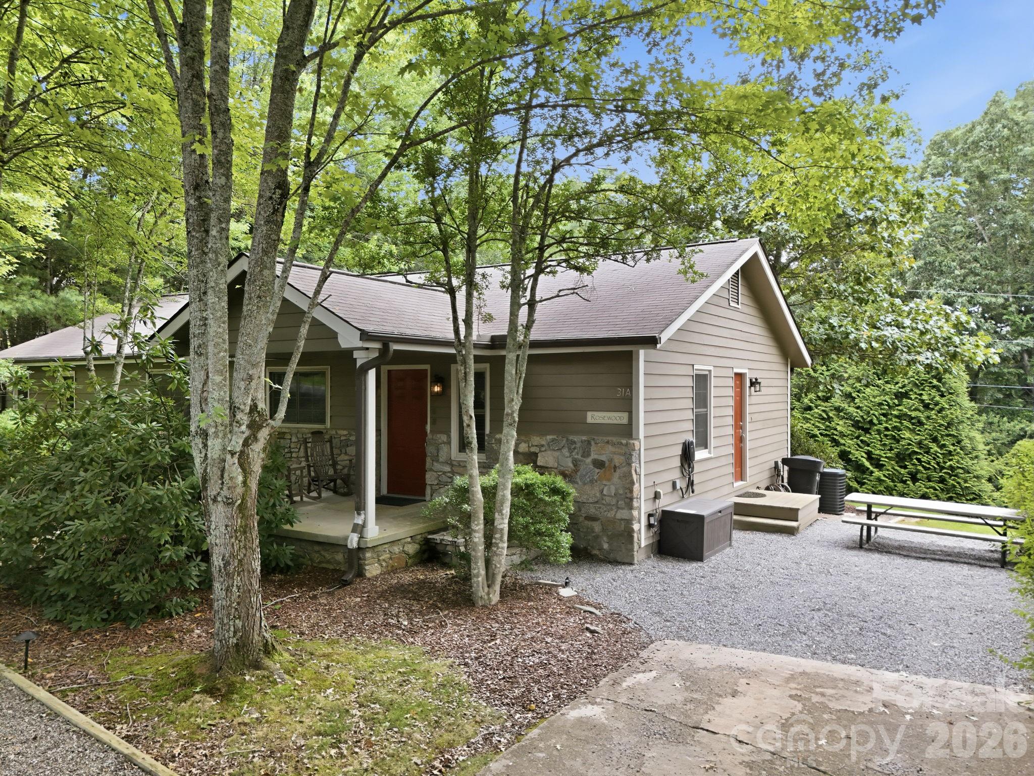 27,29 & 31 A/b Brown Road Property Photo 3