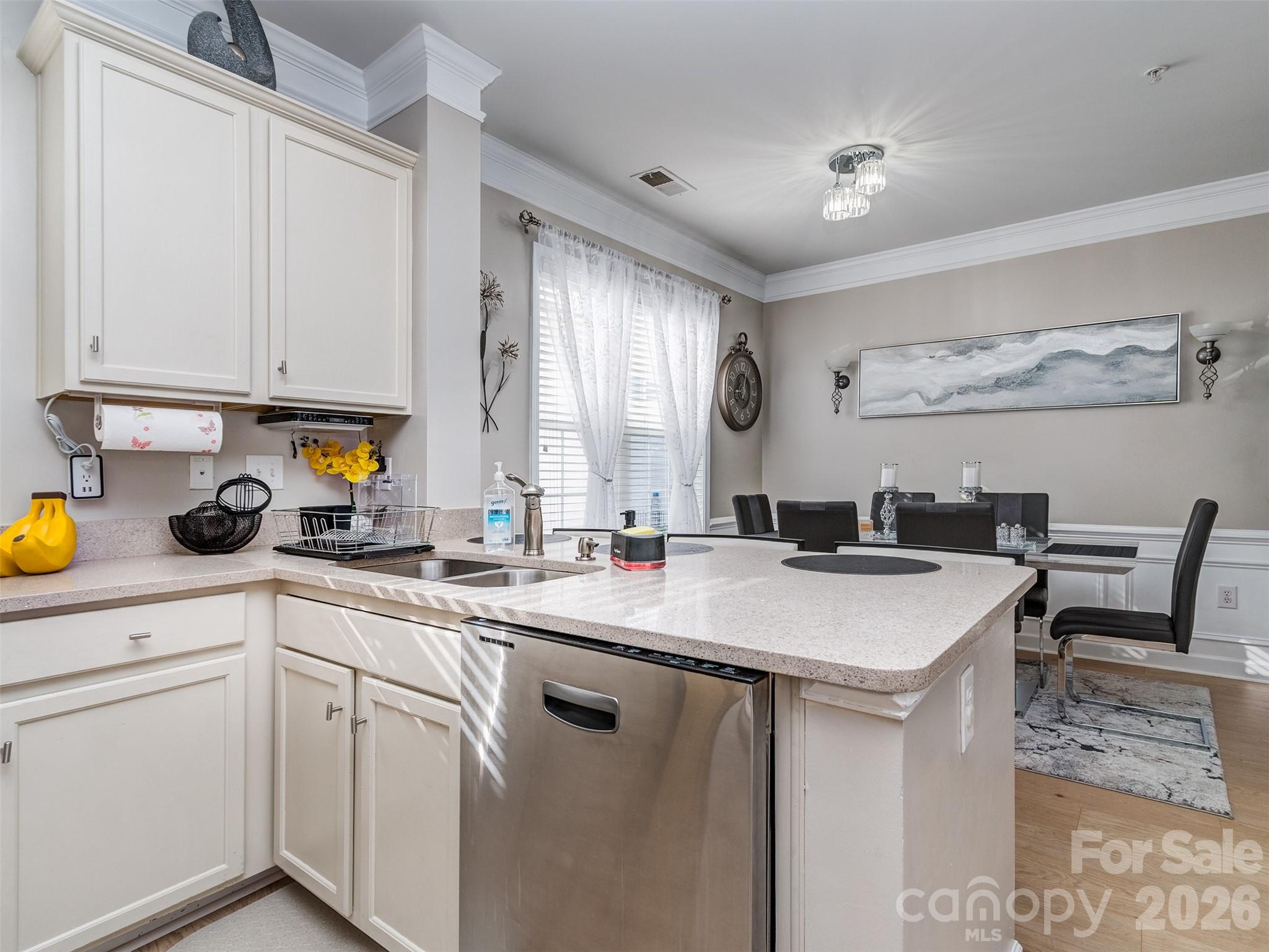 2074 Ayrsley Town Boulevard Property Photo 5