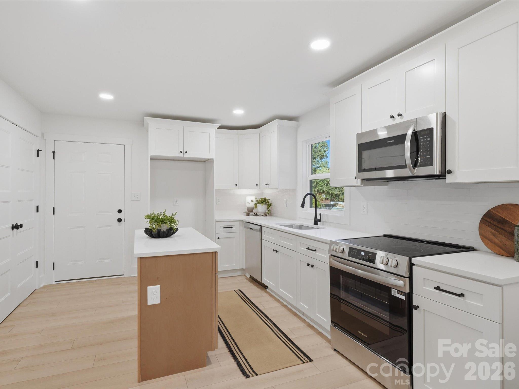 2606 Pine Forest Drive Property Photo 15