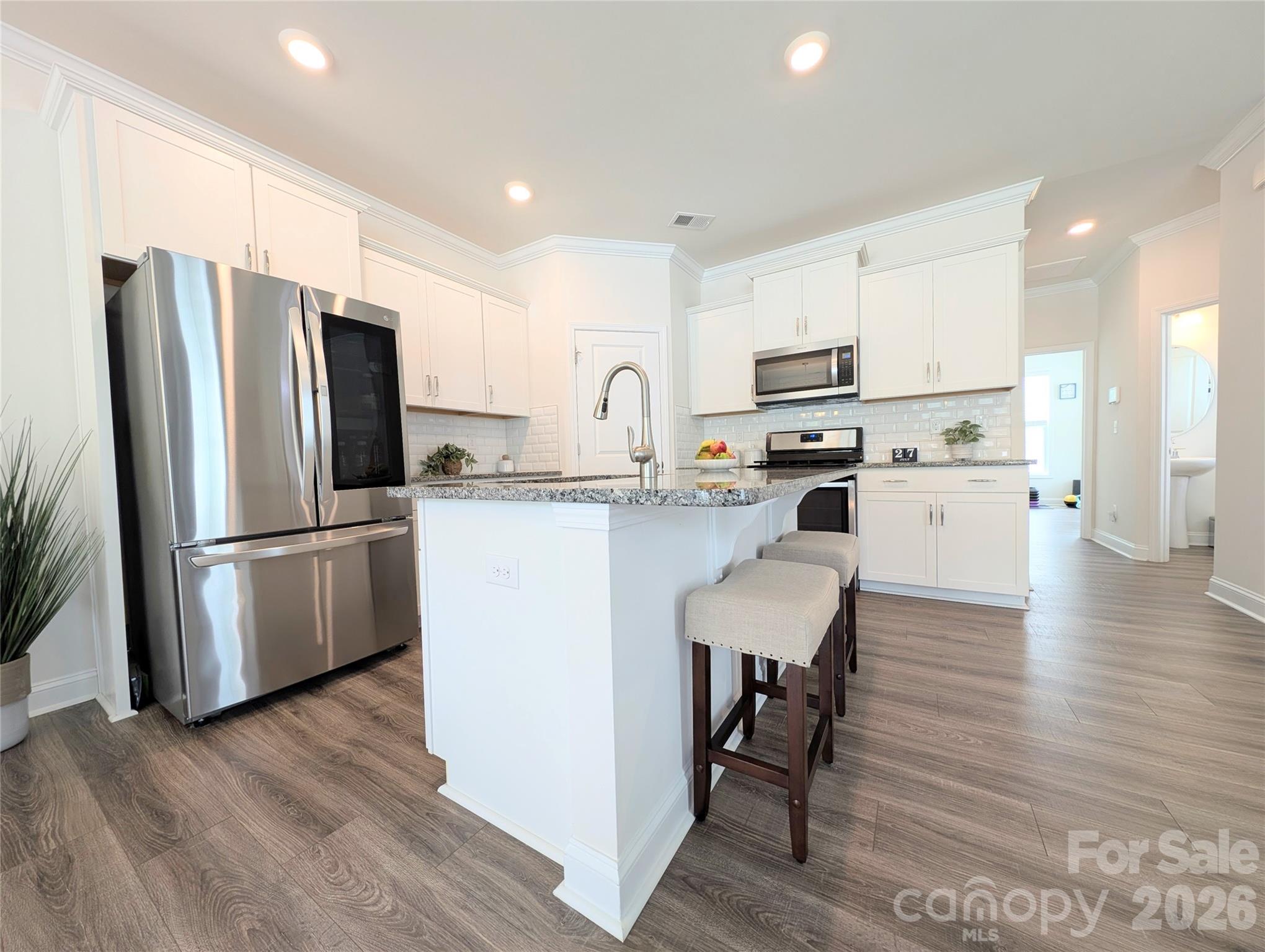 644 Altamonte Drive 66 Property Photo 6
