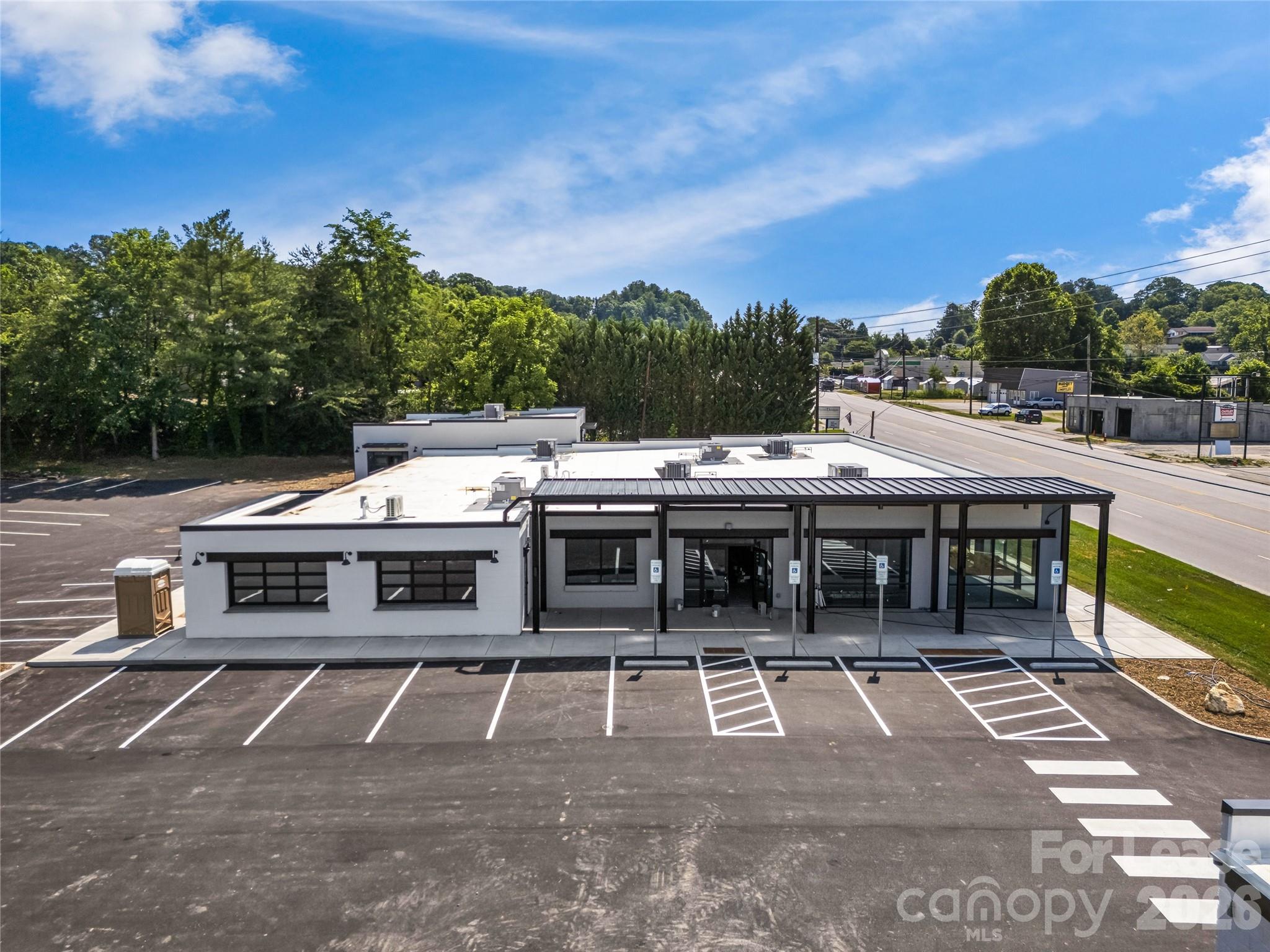 1449 Smokey Park Highway Property Photo 3