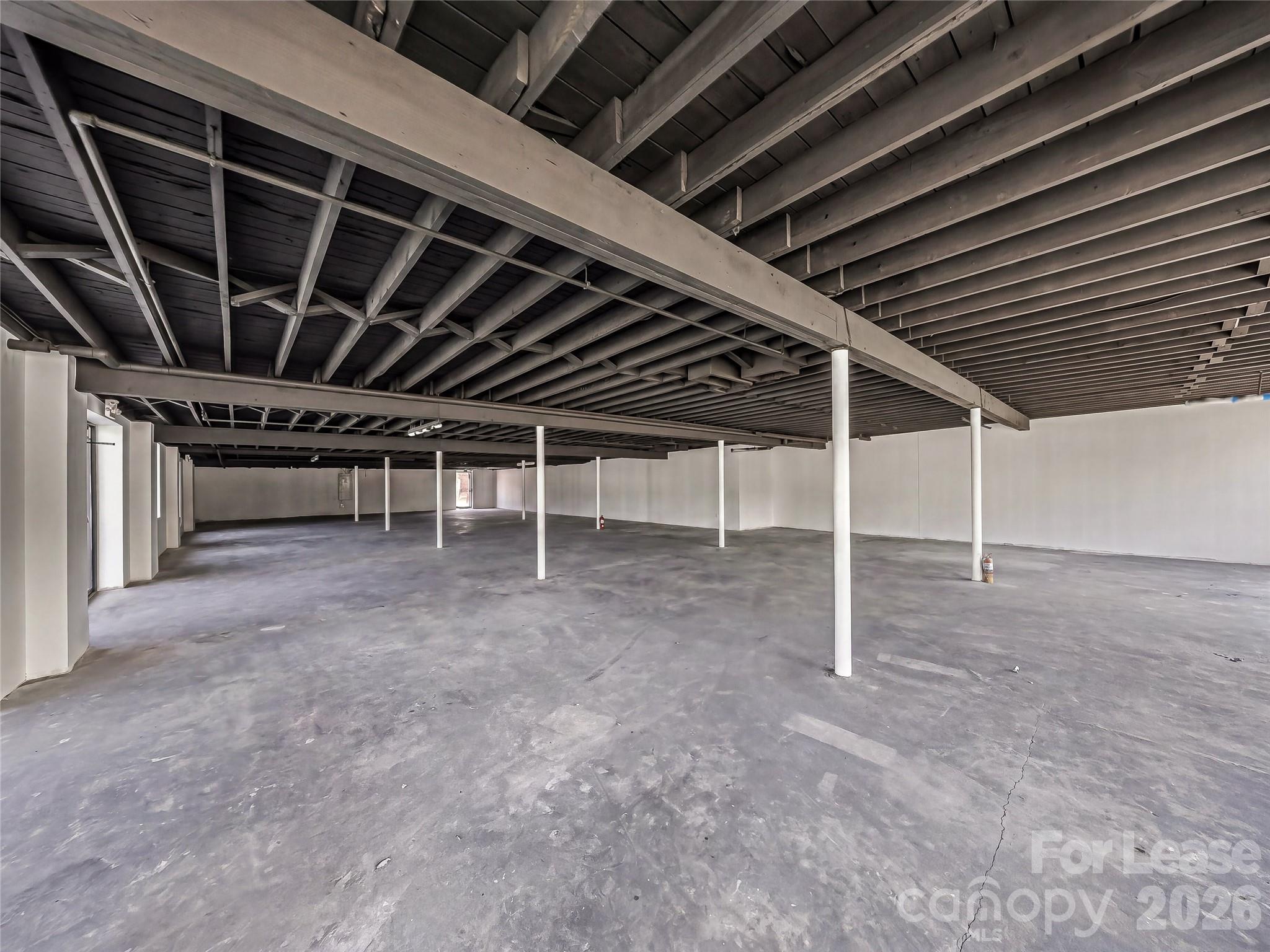 1449 Smokey Park Highway Property Photo 7
