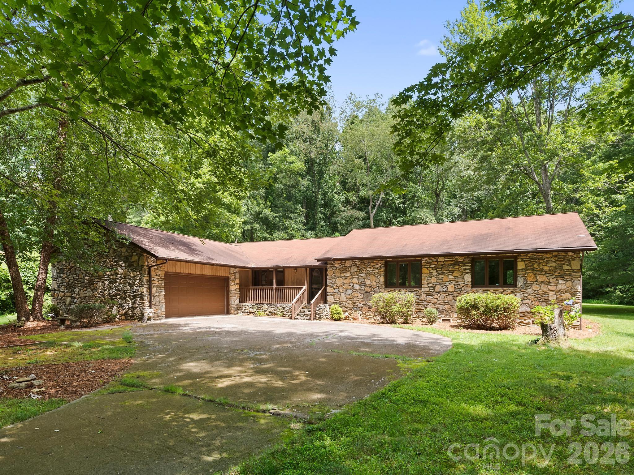 3 High Meadows Drive Property Photo 2