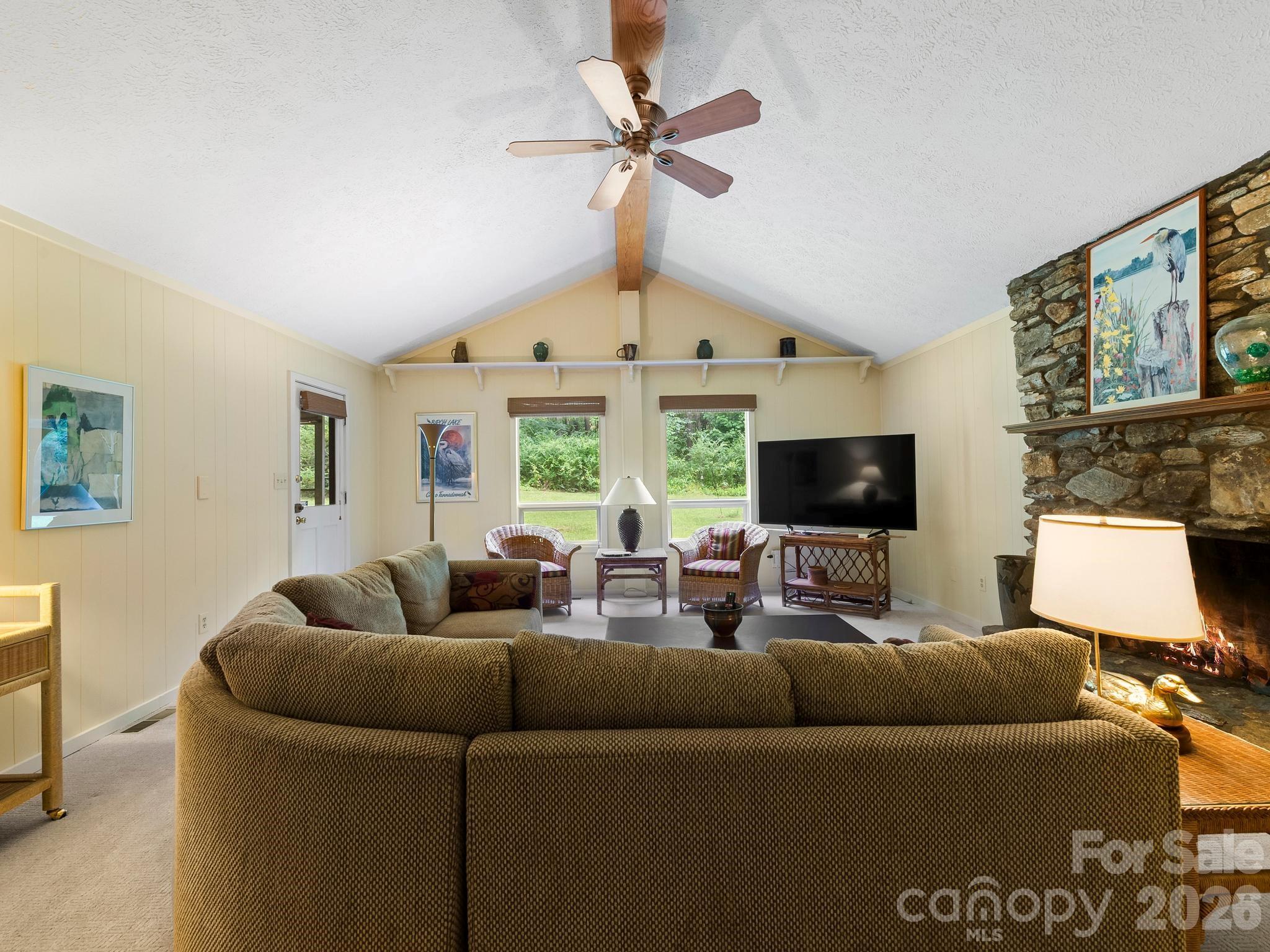 3 High Meadows Drive Property Photo 6