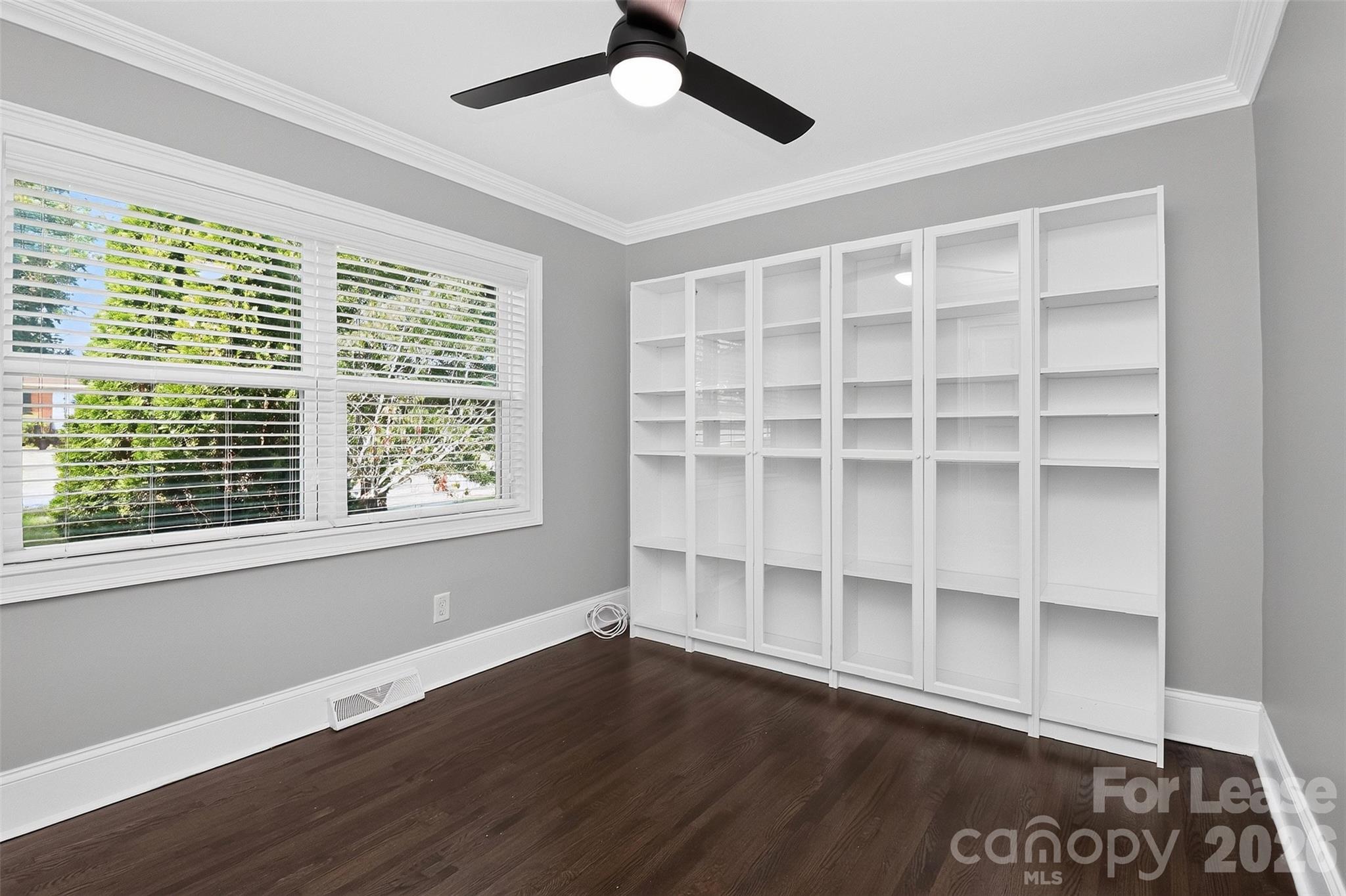 3945 Winfield Drive Property Photo 15