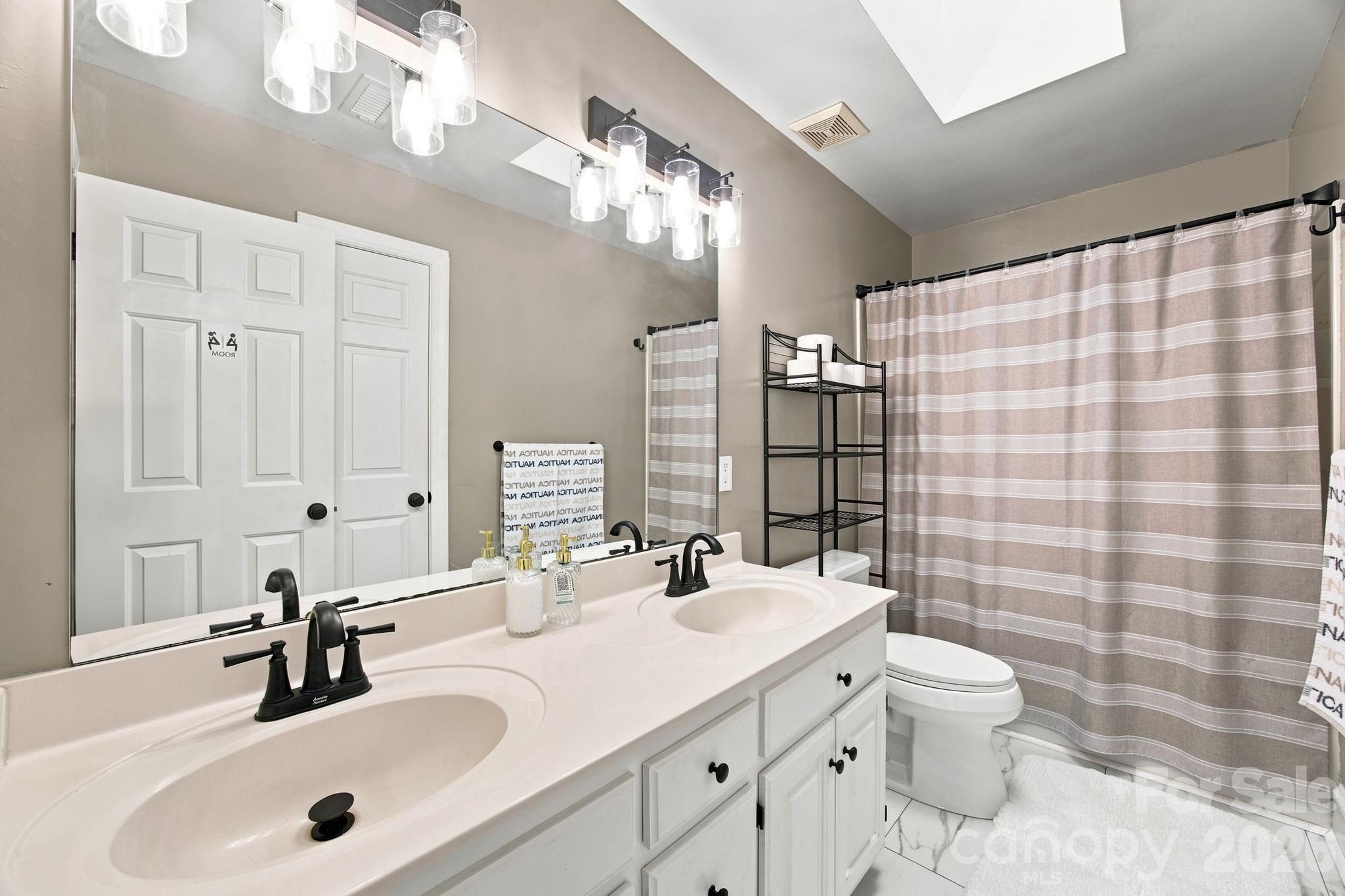 115 Valley Glen Drive Property Photo 6