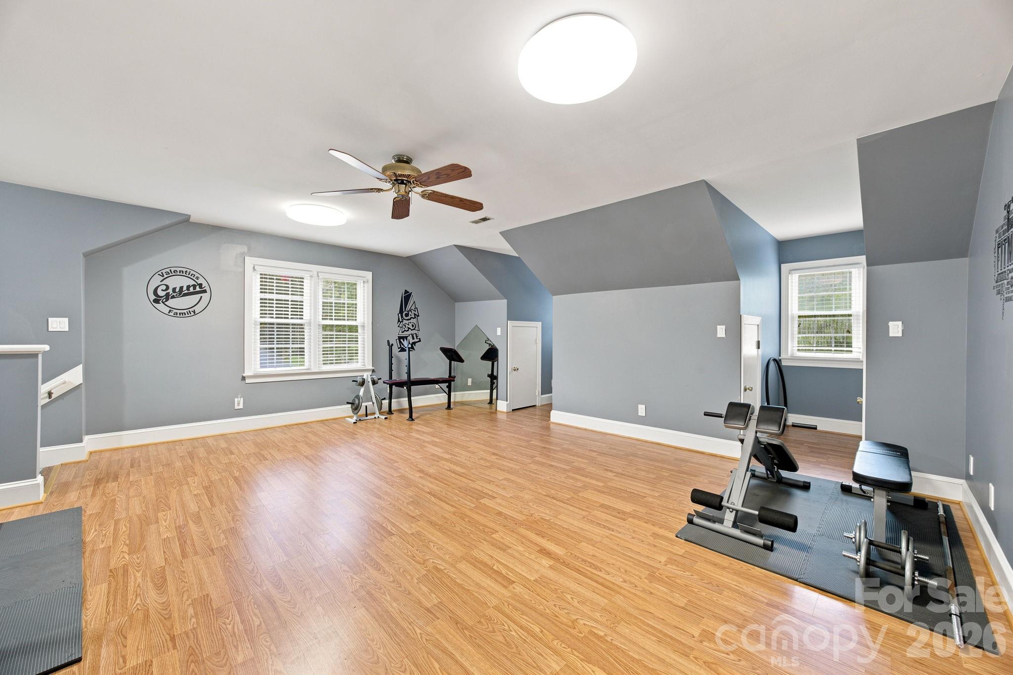 115 Valley Glen Drive Property Photo 11