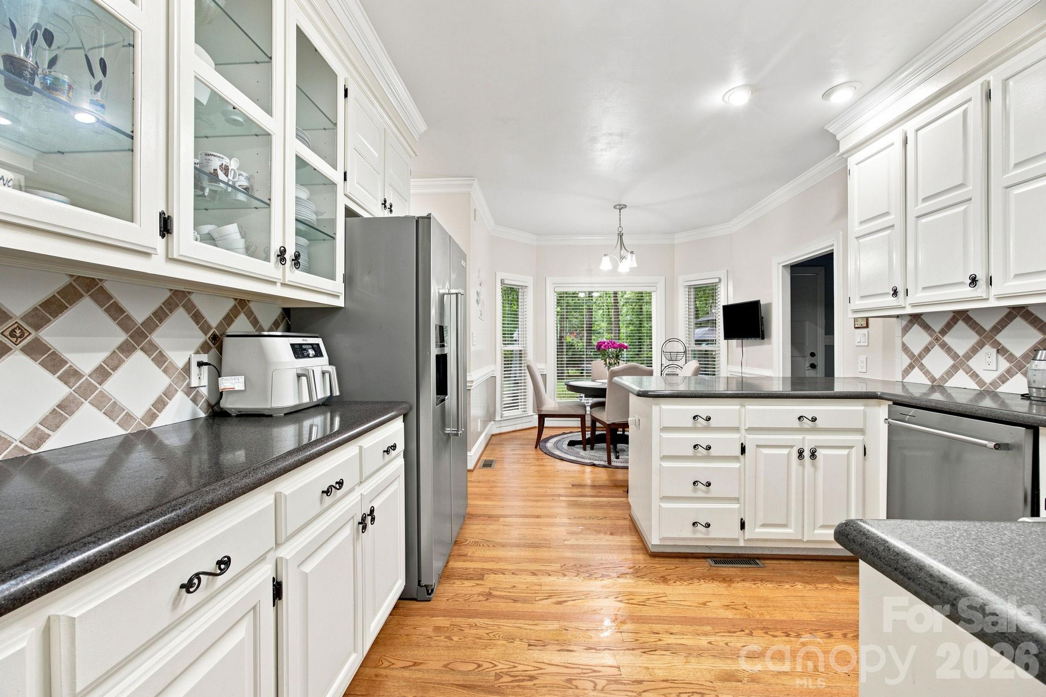 115 Valley Glen Drive Property Photo 15