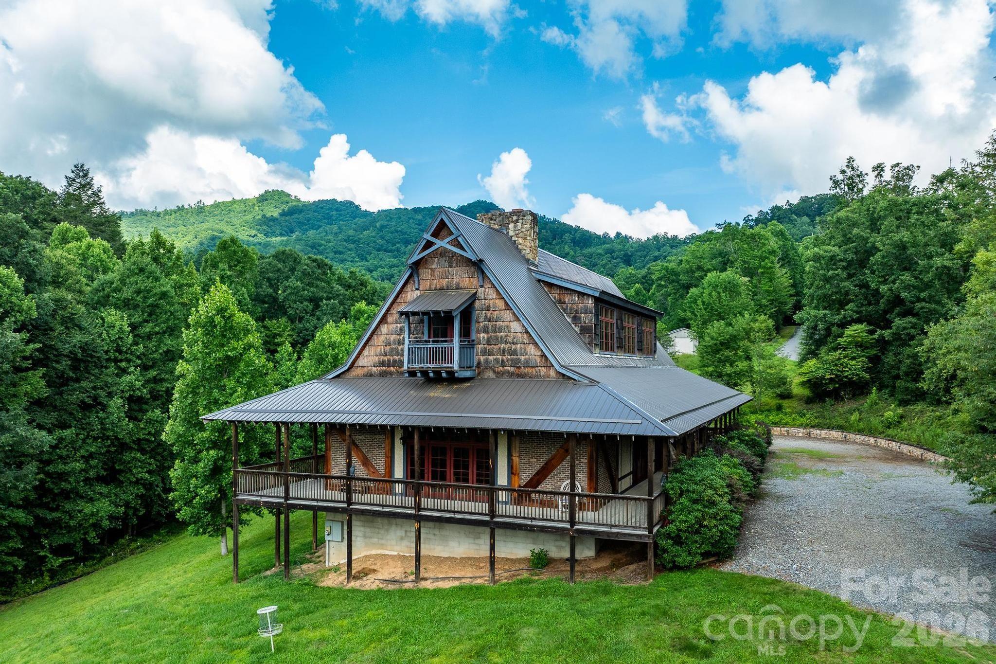 565 Pine Cone Trail Property Photo 18