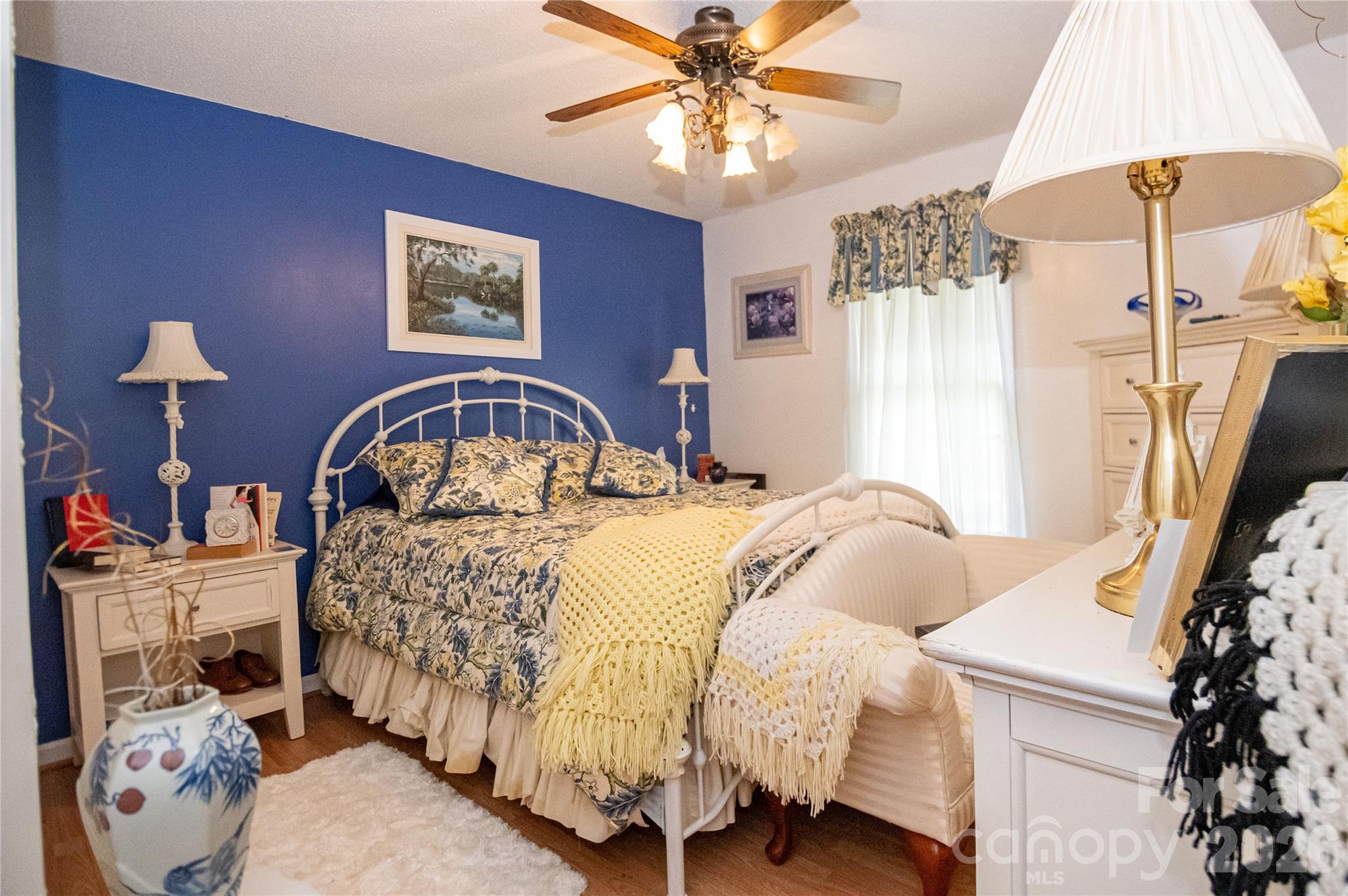 100 Oakridge Drive Property Photo 23