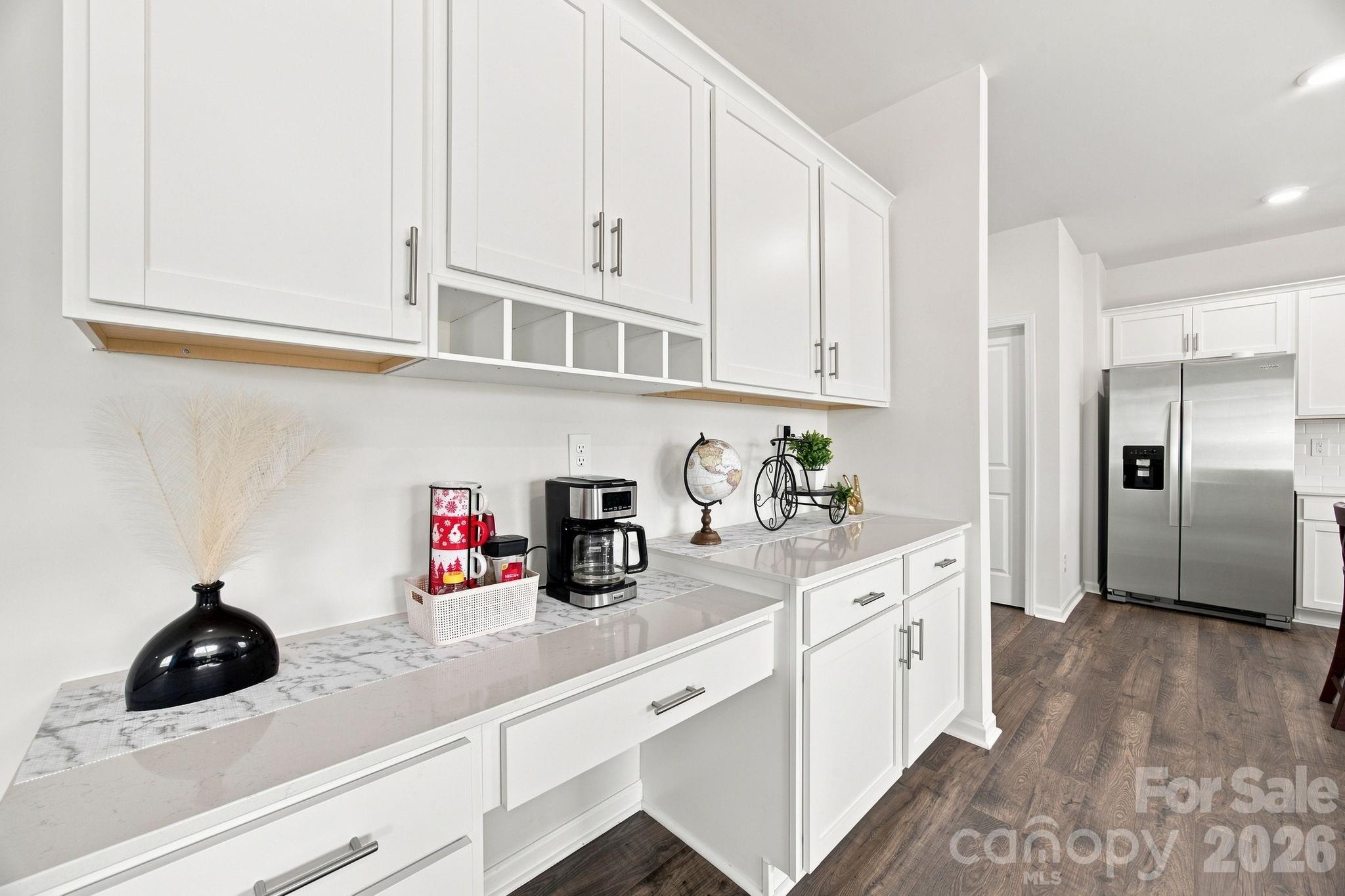 9251 Mackinaw Drive Property Photo 11