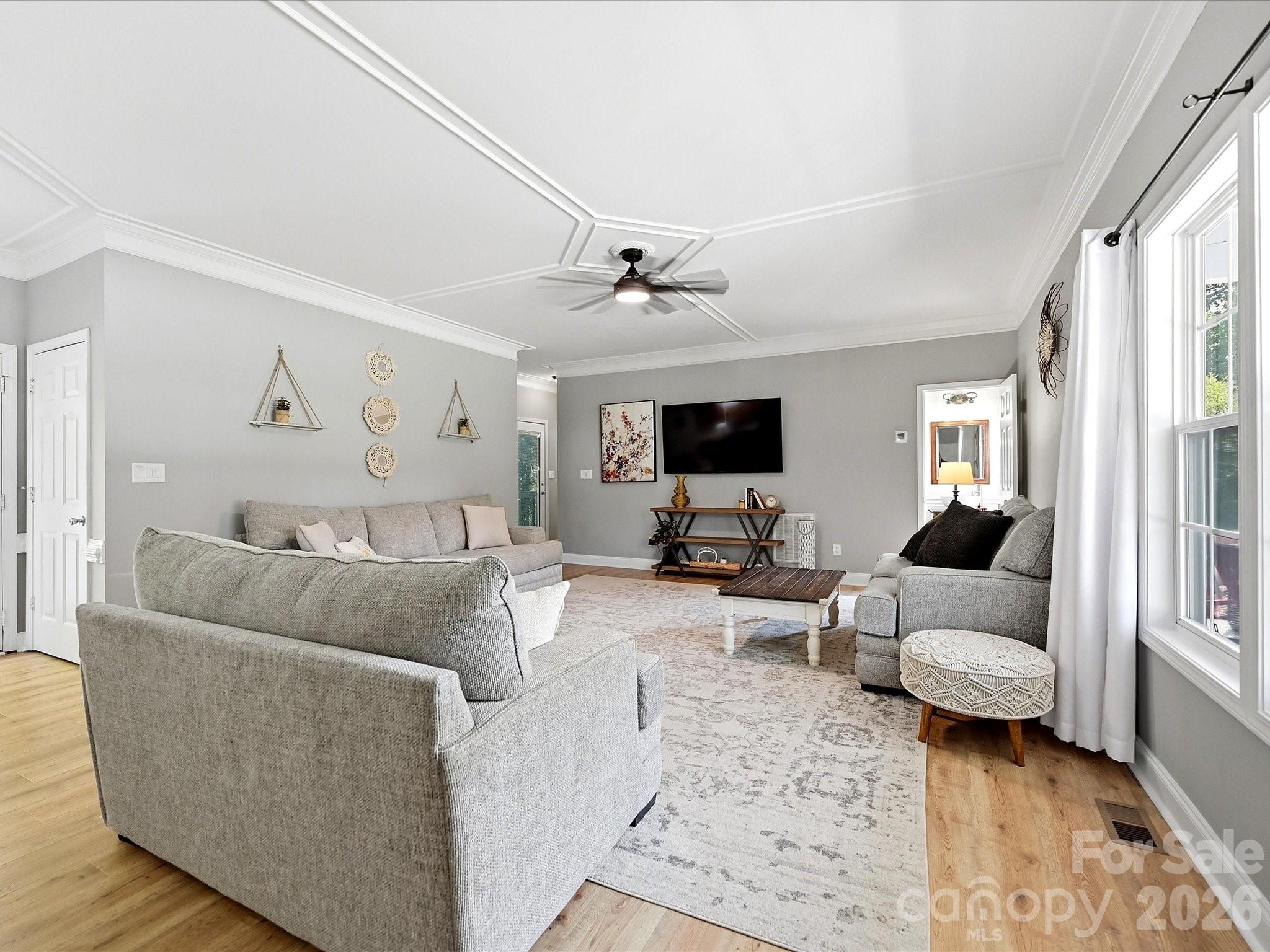 1401 Wall Street Property Photo 5