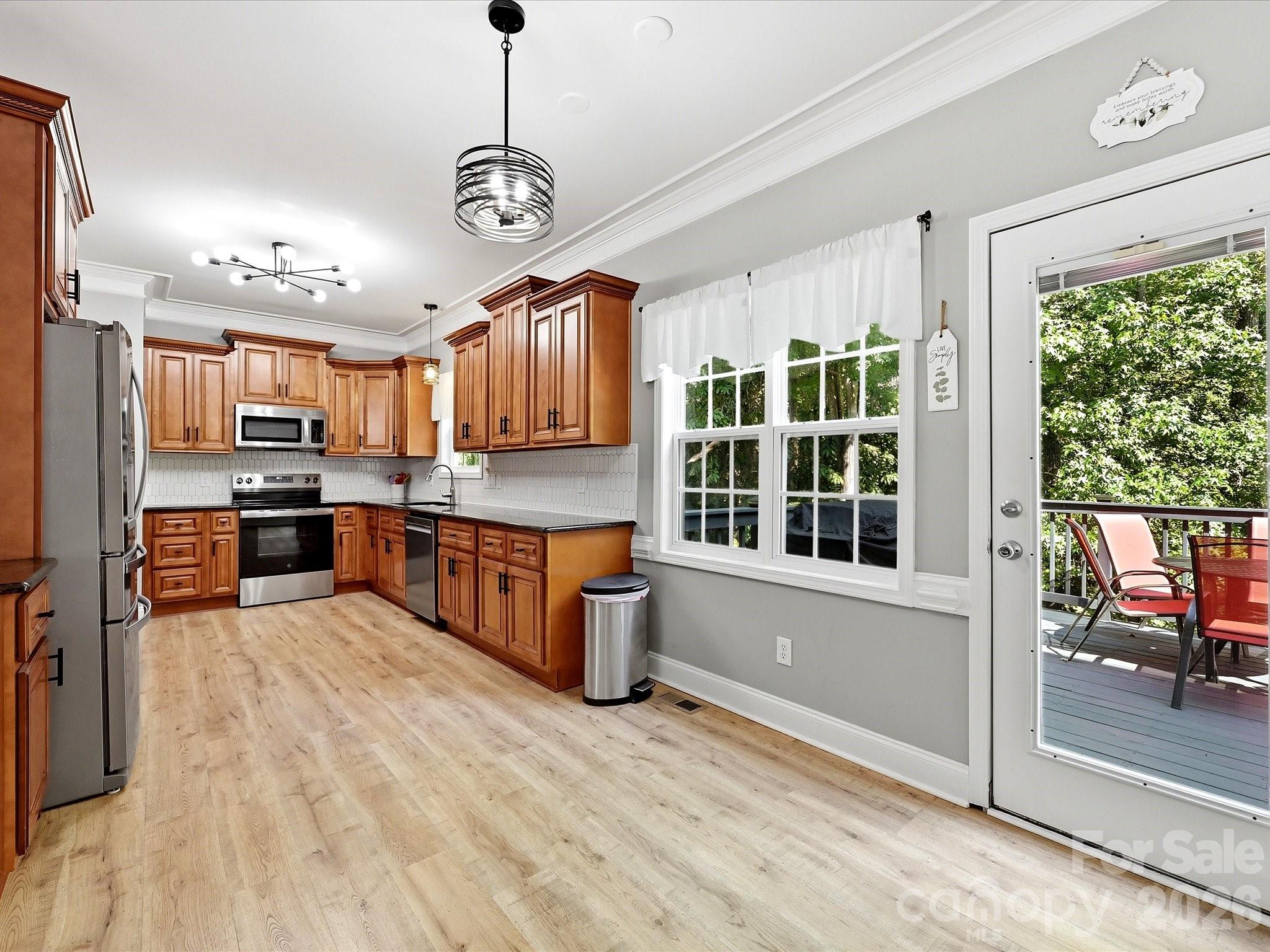 1401 Wall Street Property Photo 10