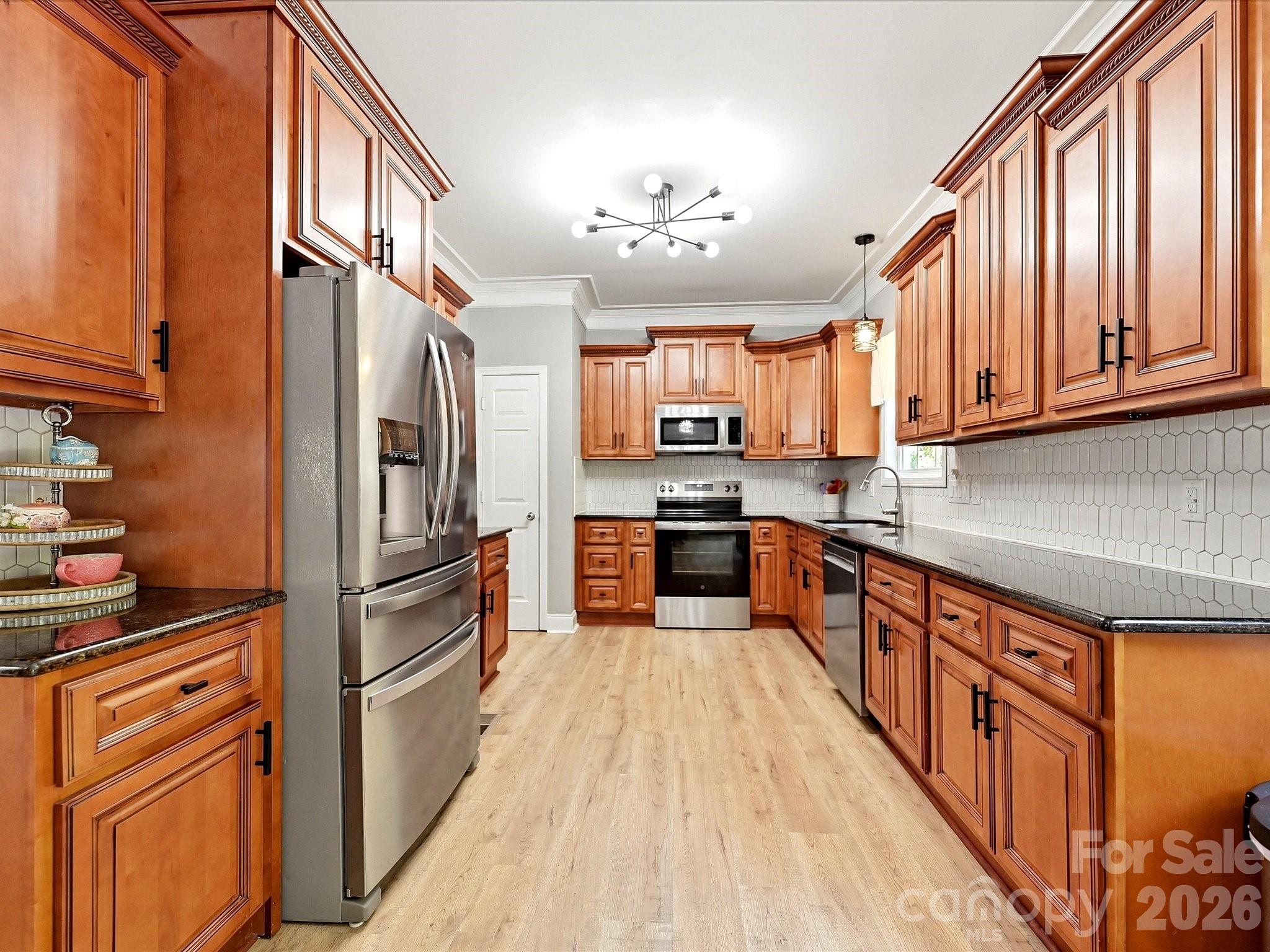 1401 Wall Street Property Photo 11