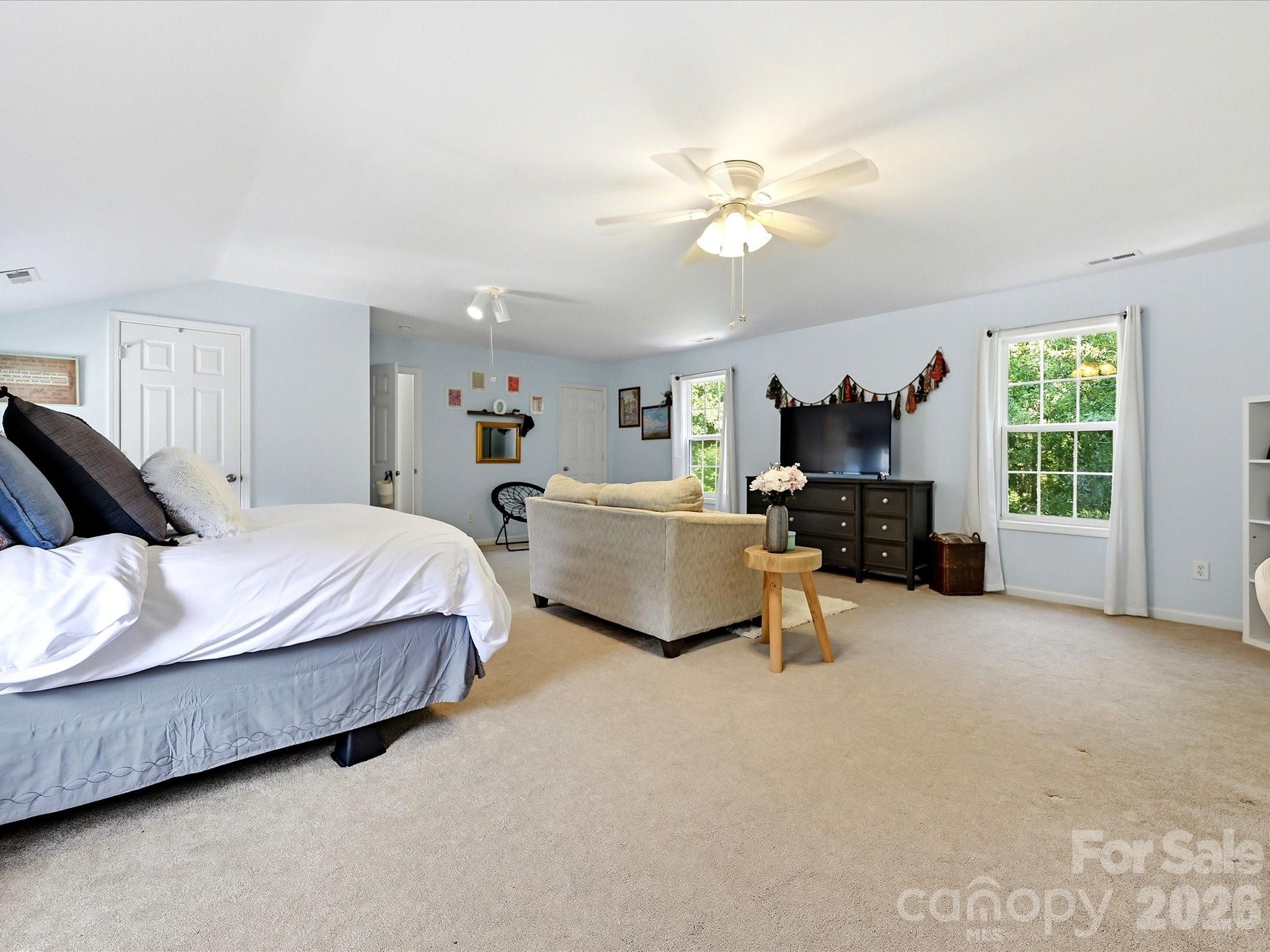 1401 Wall Street Property Photo 28