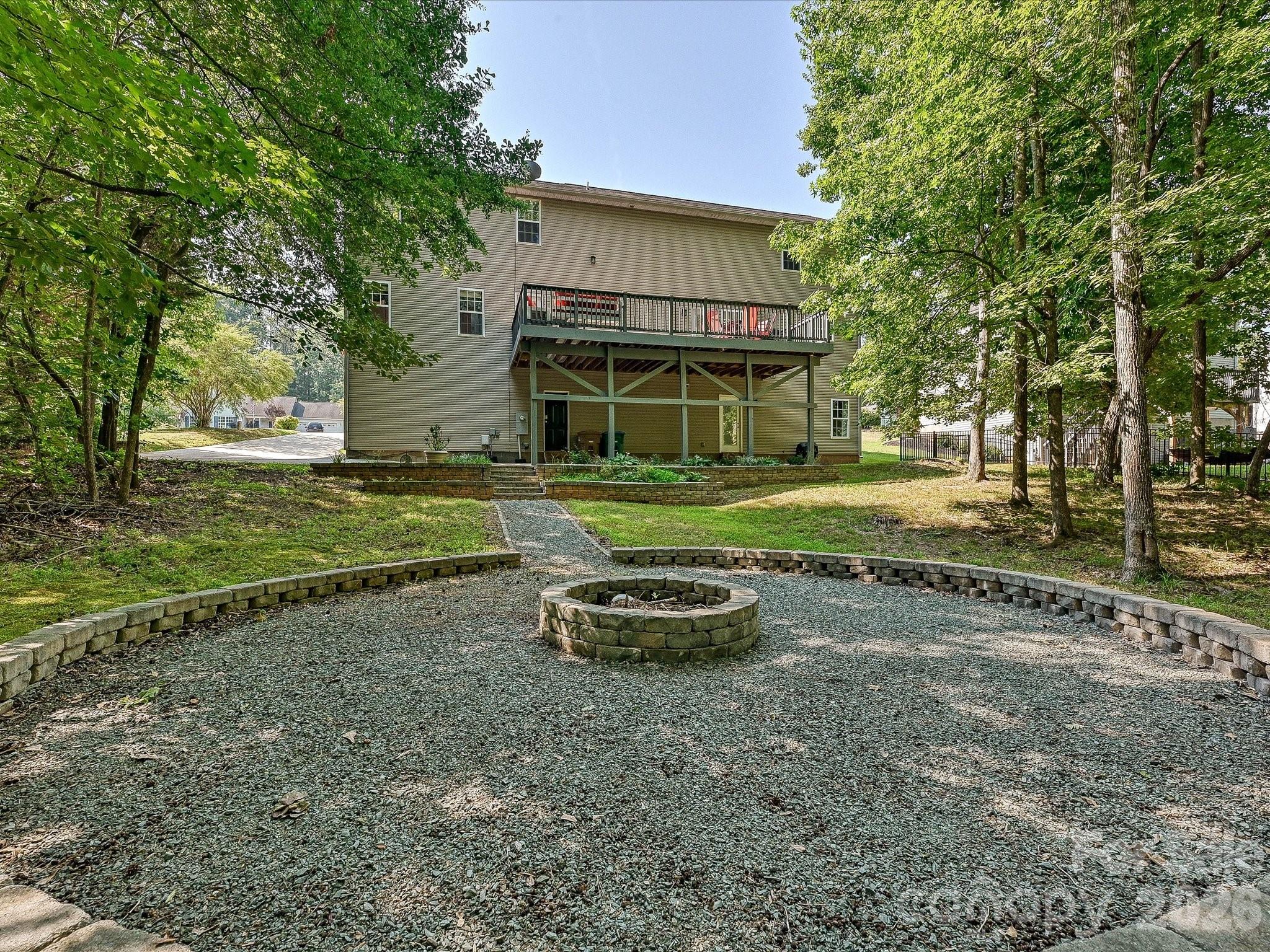 1401 Wall Street Property Photo 43