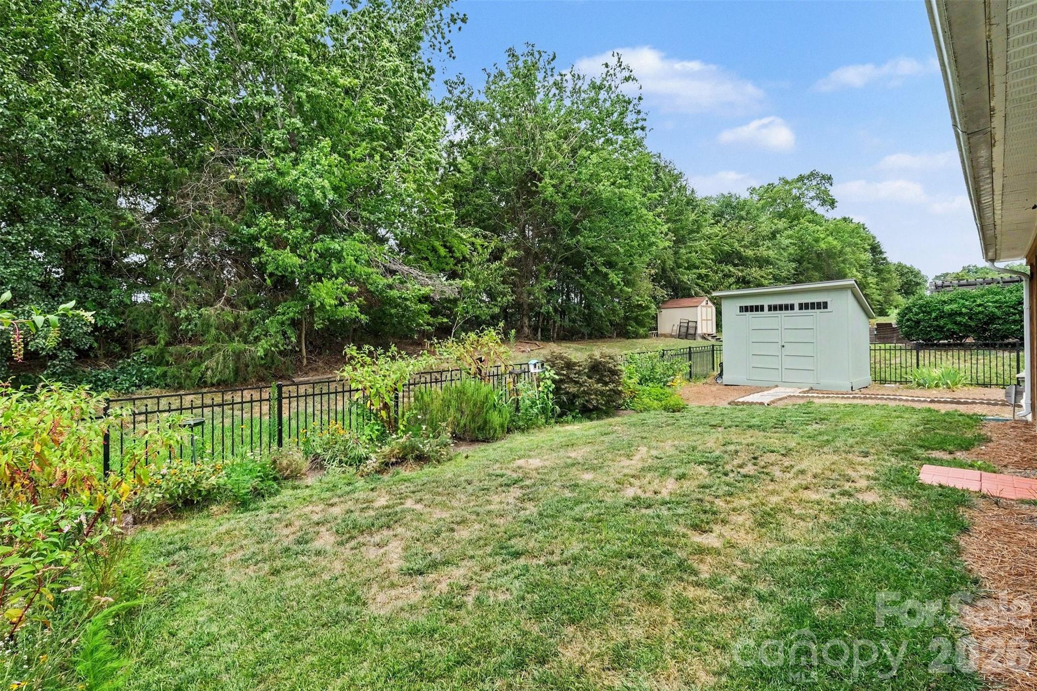 10120 Shanaclear Avenue Property Photo 30