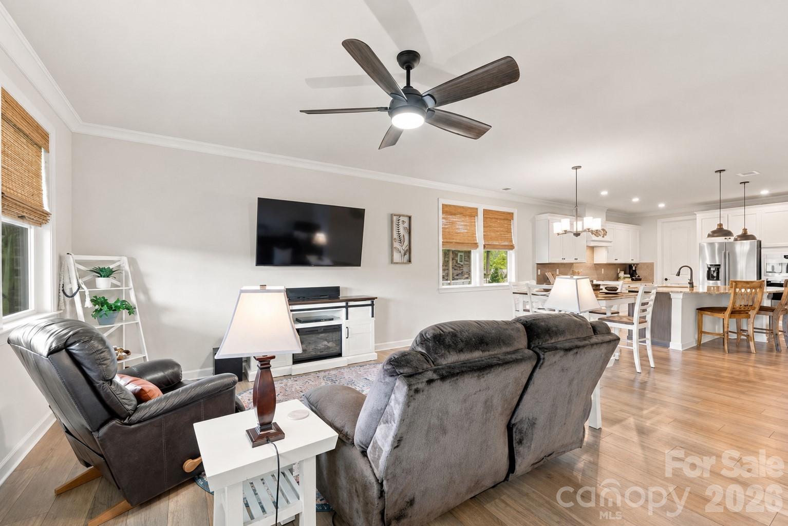 9427 Liberty Hill Drive Property Photo 14