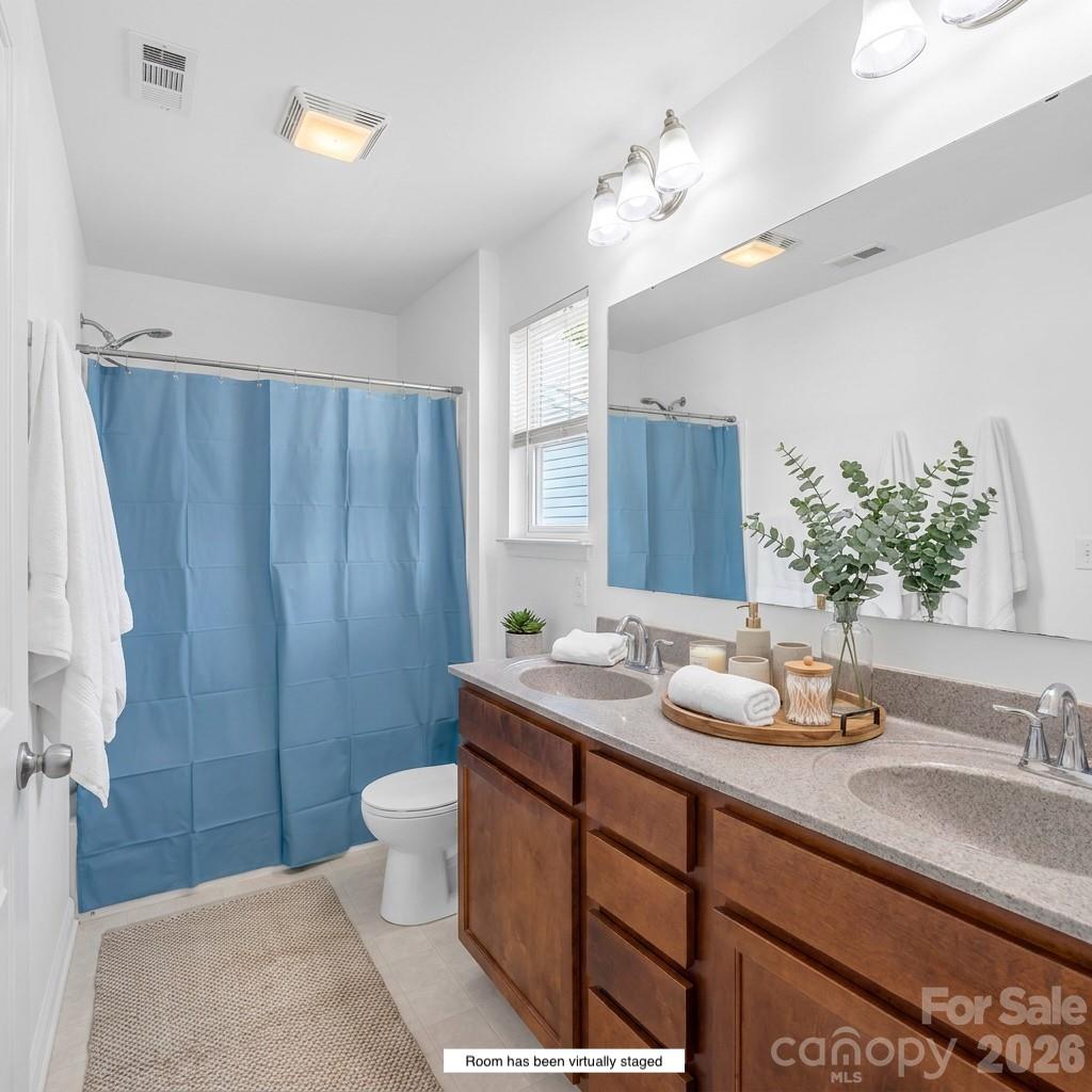 4725 Yarrow Street Property Photo 6