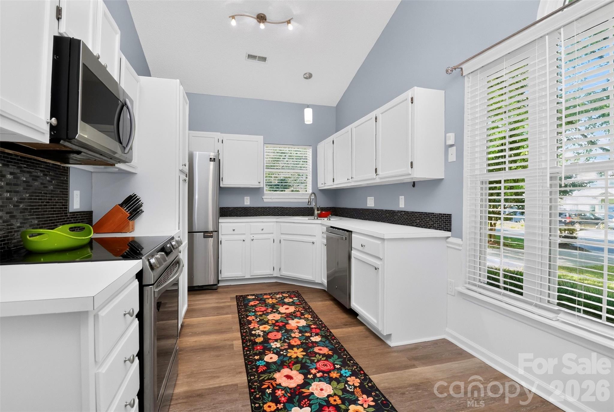 12410 Cool Mist Lane Property Photo 11