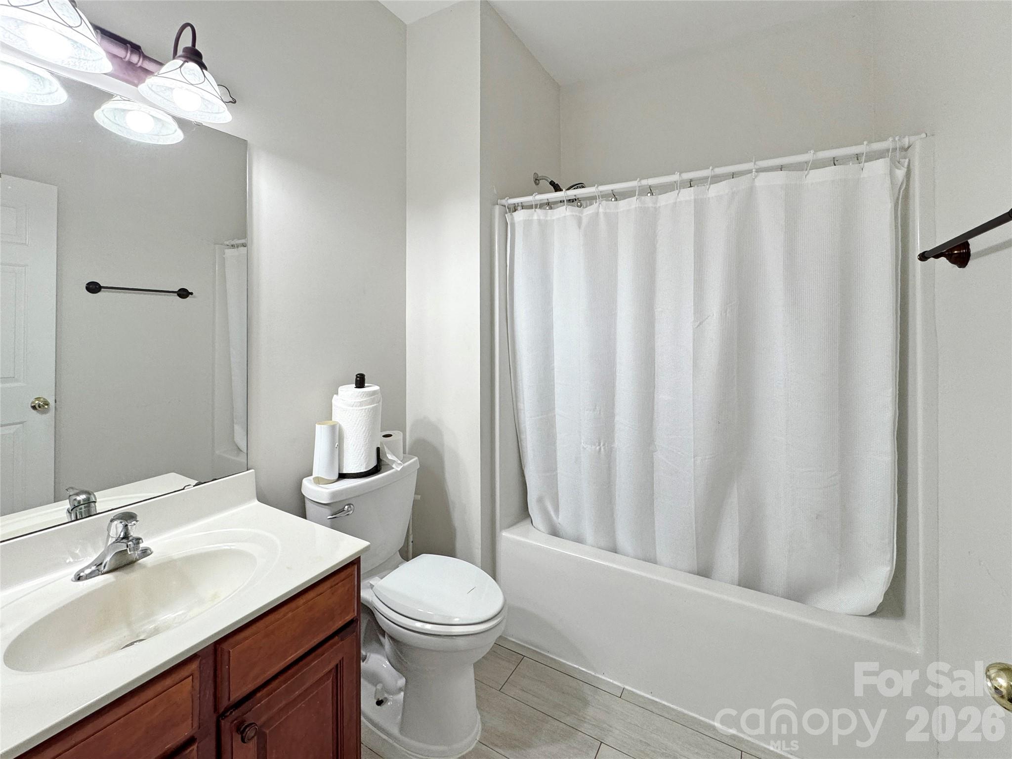 6119 Savannah Grace Lane Property Photo 9