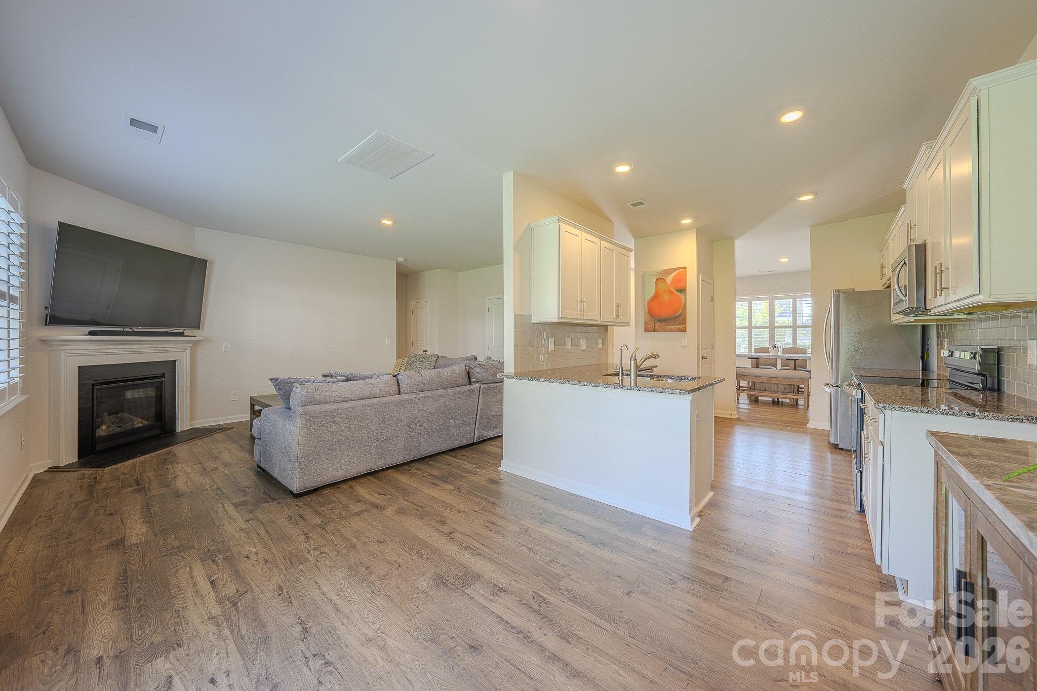 355 Tavernier Lane Property Photo 13